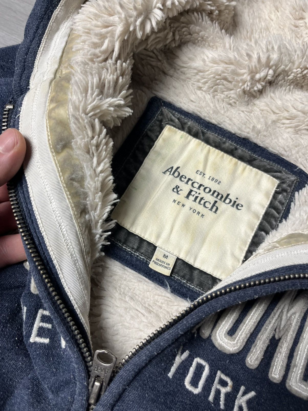 Abercrombie & Fitch Abercrombie&Fitch zip hoodie y2k varsity size Medium Size M / US 6-8 / IT 42-44 - 3 Thumbnail