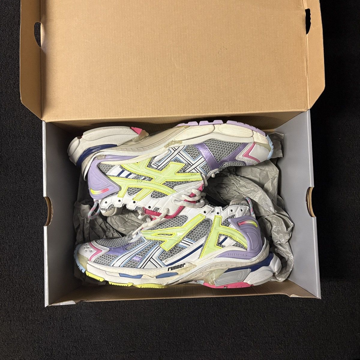 Balenciaga Balenciaga Runner Grey Multi Color Size US 12 / EU 45 - 1 Thumbnail
