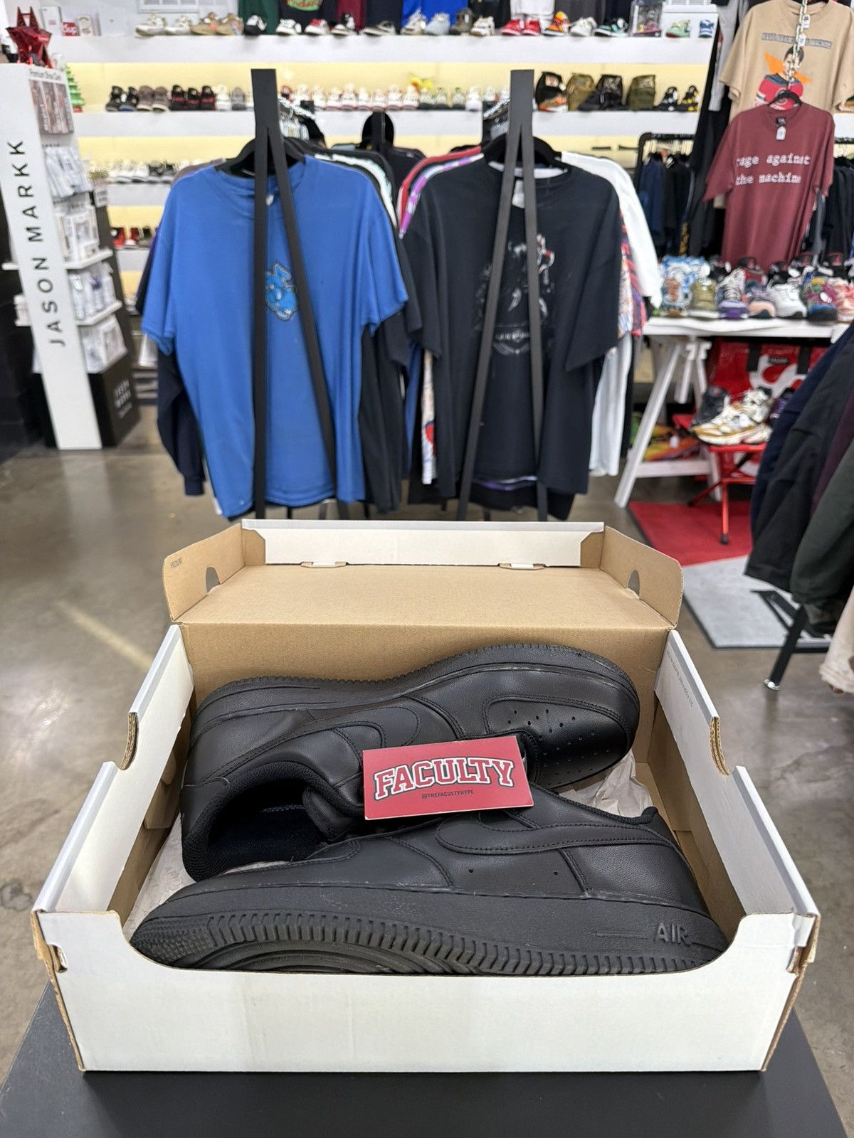 Nike Nike Air Force 1 Low Black Size 10 (2021) Size US 10 / EU 43 - 11 Thumbnail