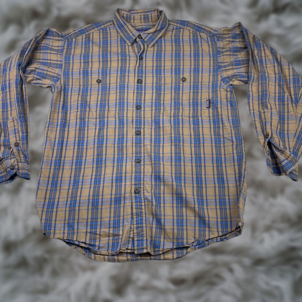Patagonia Men’s Work Shirt Blue/Tan Plaid L/S 100% Organic Cotton Medium Chest Pockets Button-Up Casual Regular Tailored Mens