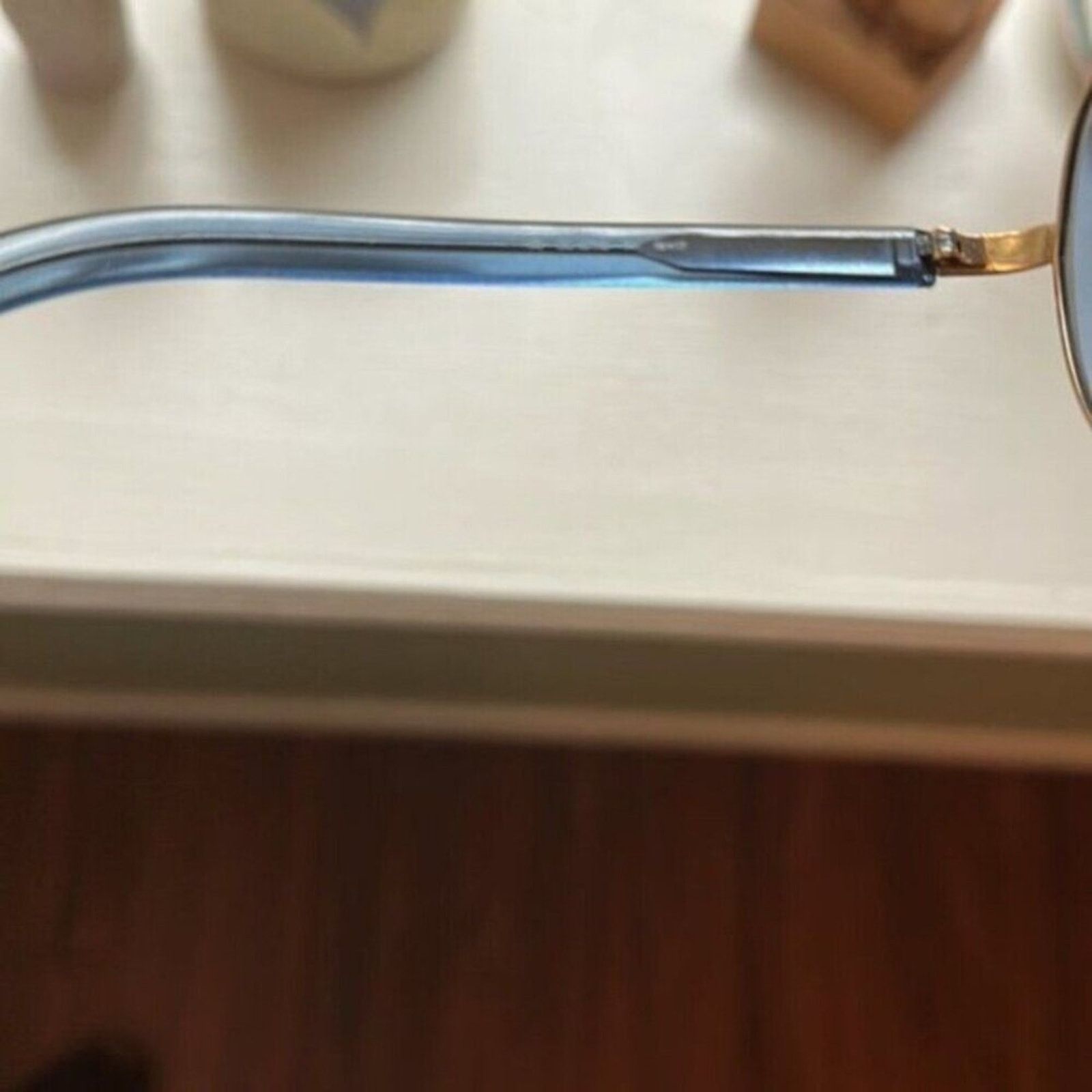 Gucci Gucci Gold Frame Blue Lenses Authentic Sunglasses Size ONE SIZE - 5 Thumbnail