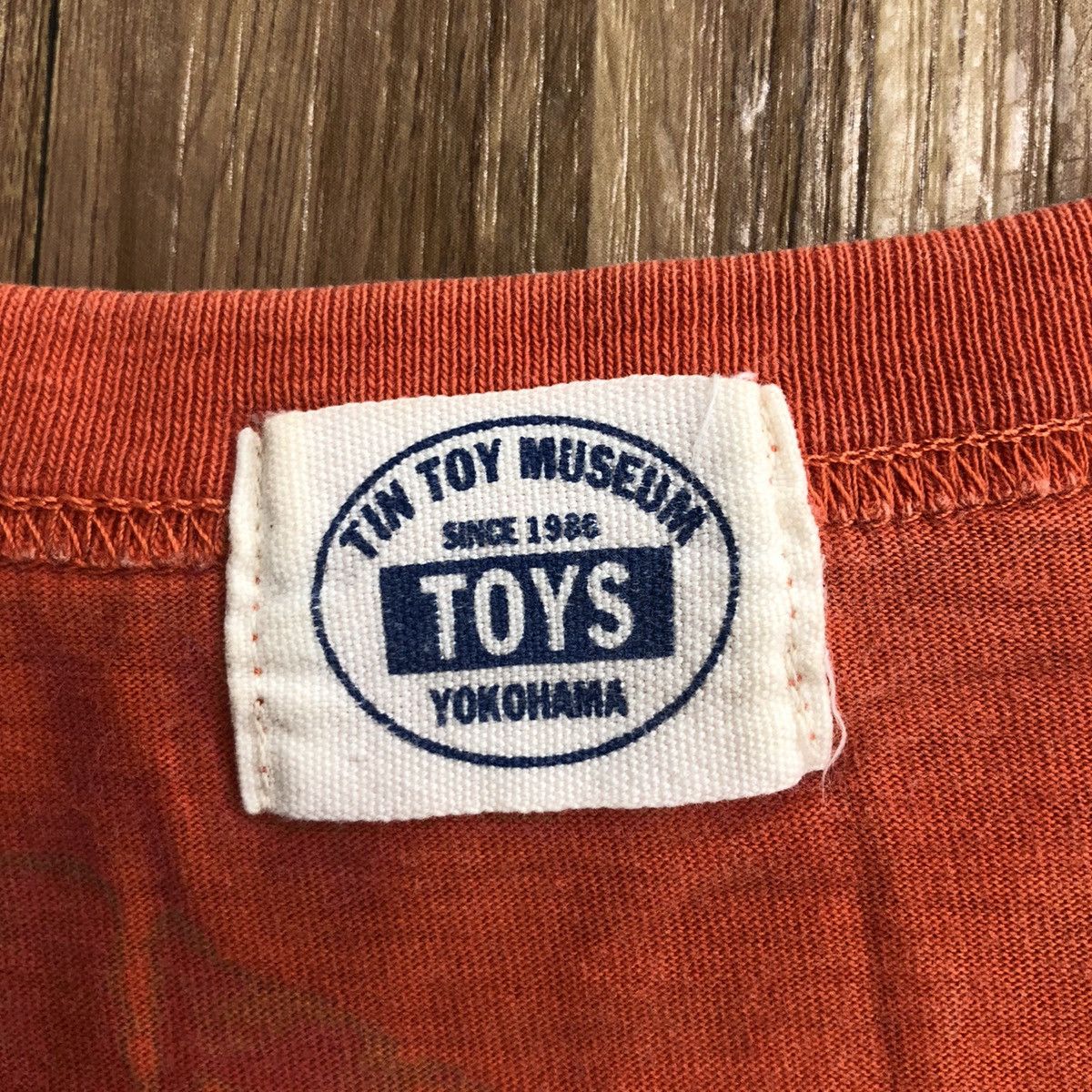 Japanese Brand × Vintage Vintage 90s Tin Toy Museum Toys Yokohama T-Shirt Japanese Size US M / EU 48-50 / 2 - 4 Thumbnail