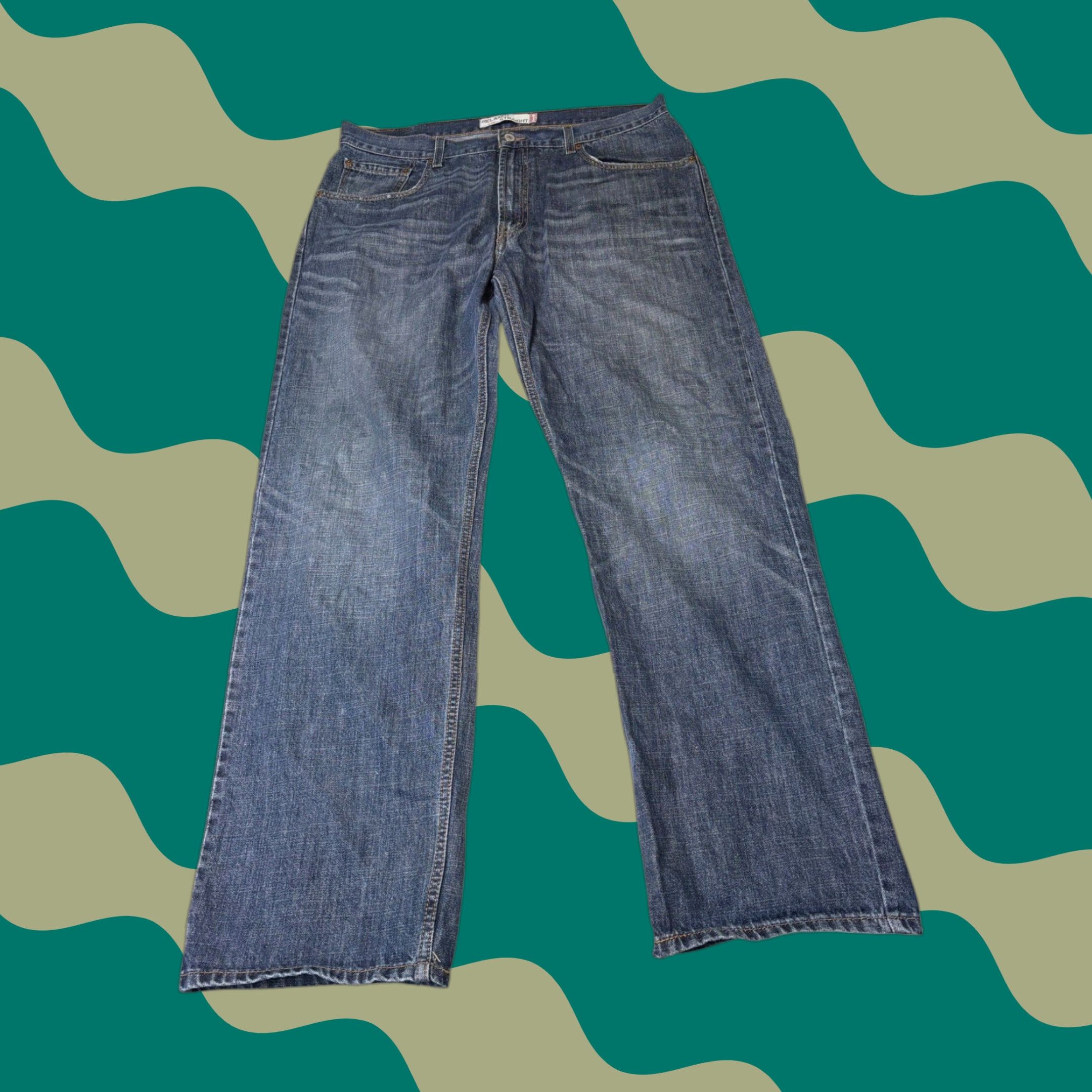 Levi's Levi's 559 Jeans Mens 38x32 Blue Medium Wash Denim 100% Cotton Relaxed Straight Size US 38 / EU 54 - 1 Thumbnail