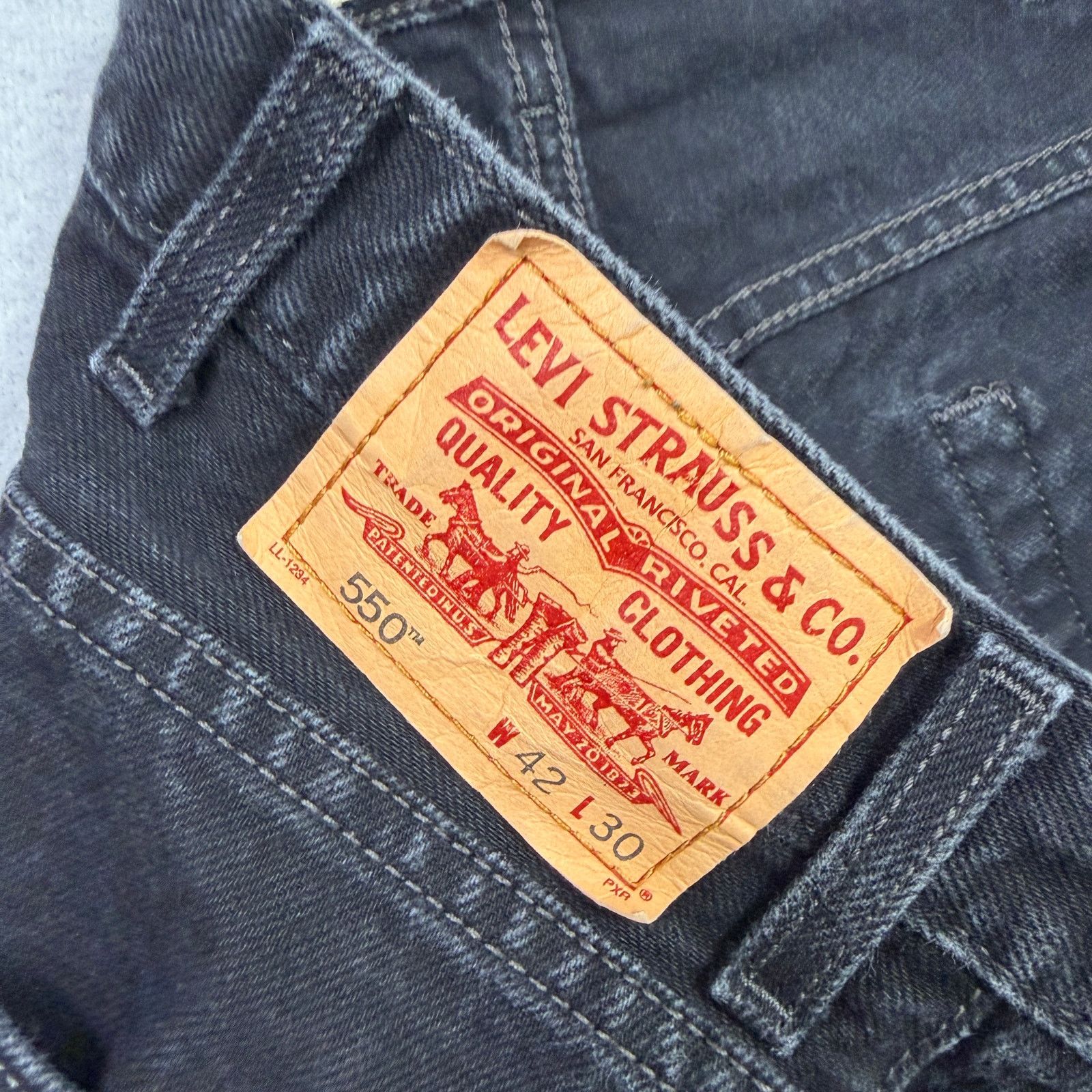 Vintage Vintage Levis 550 Jeans Men's 42x30 Black Straight Western Size US 42 / EU 58 - 6 Thumbnail