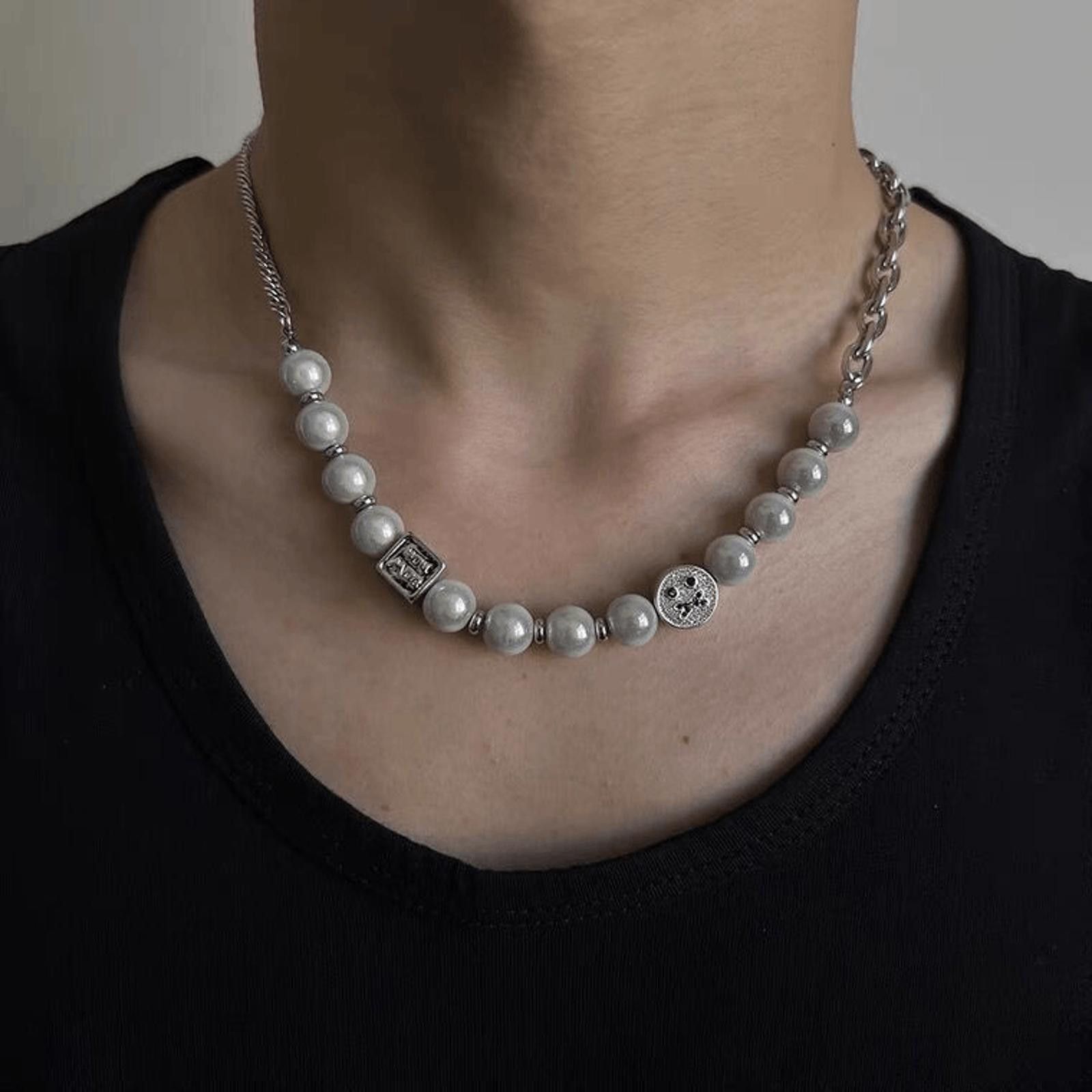 Jewelry Smiley Pearl Reflective Choker Necklace Size ONE SIZE - 2 Thumbnail
