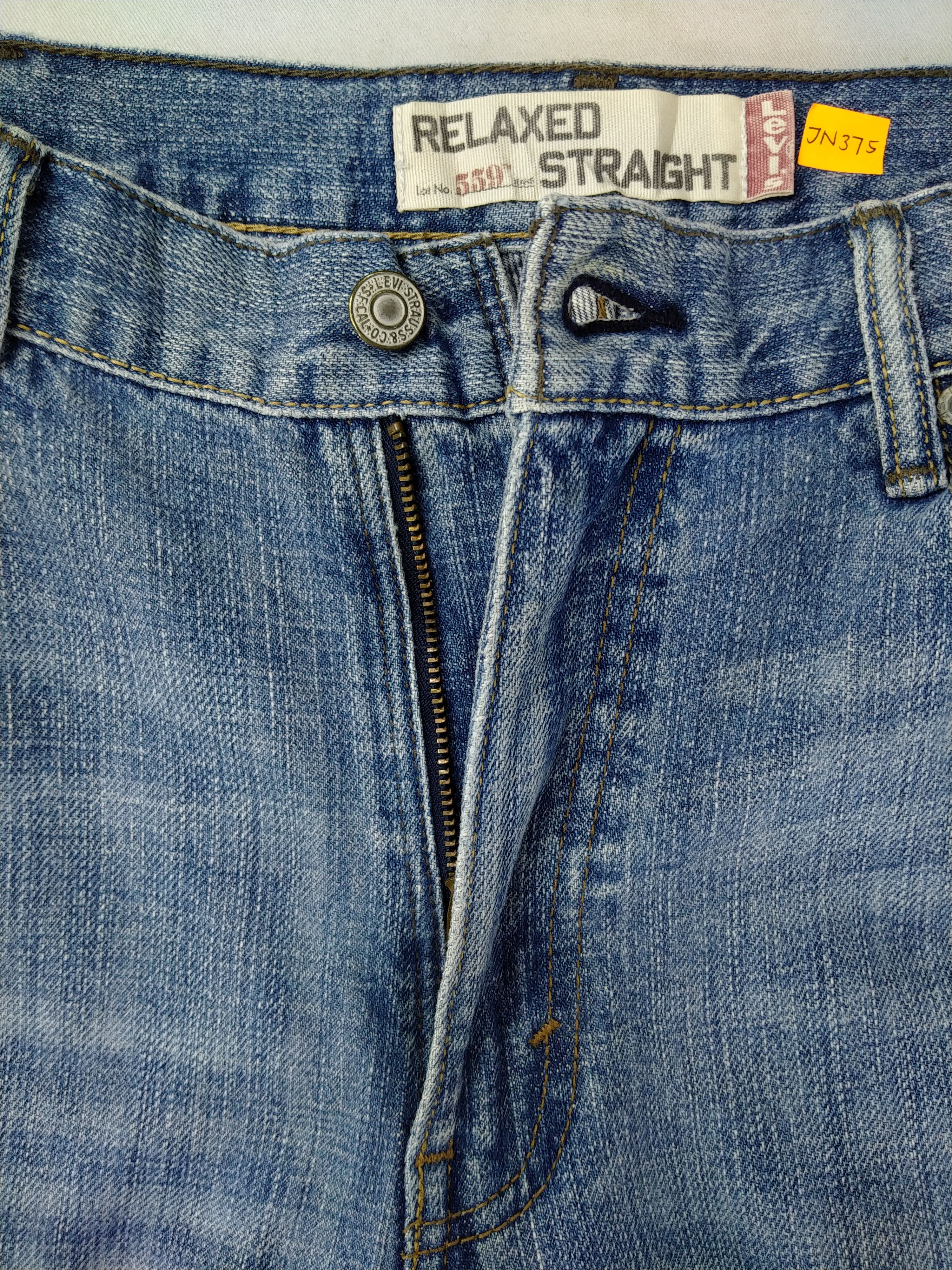 Levi's Vintage Levi's 559 Relaxed Straight Denim 38 x 30.5 -JN375 Size US 38 / EU 54 - 6 Thumbnail