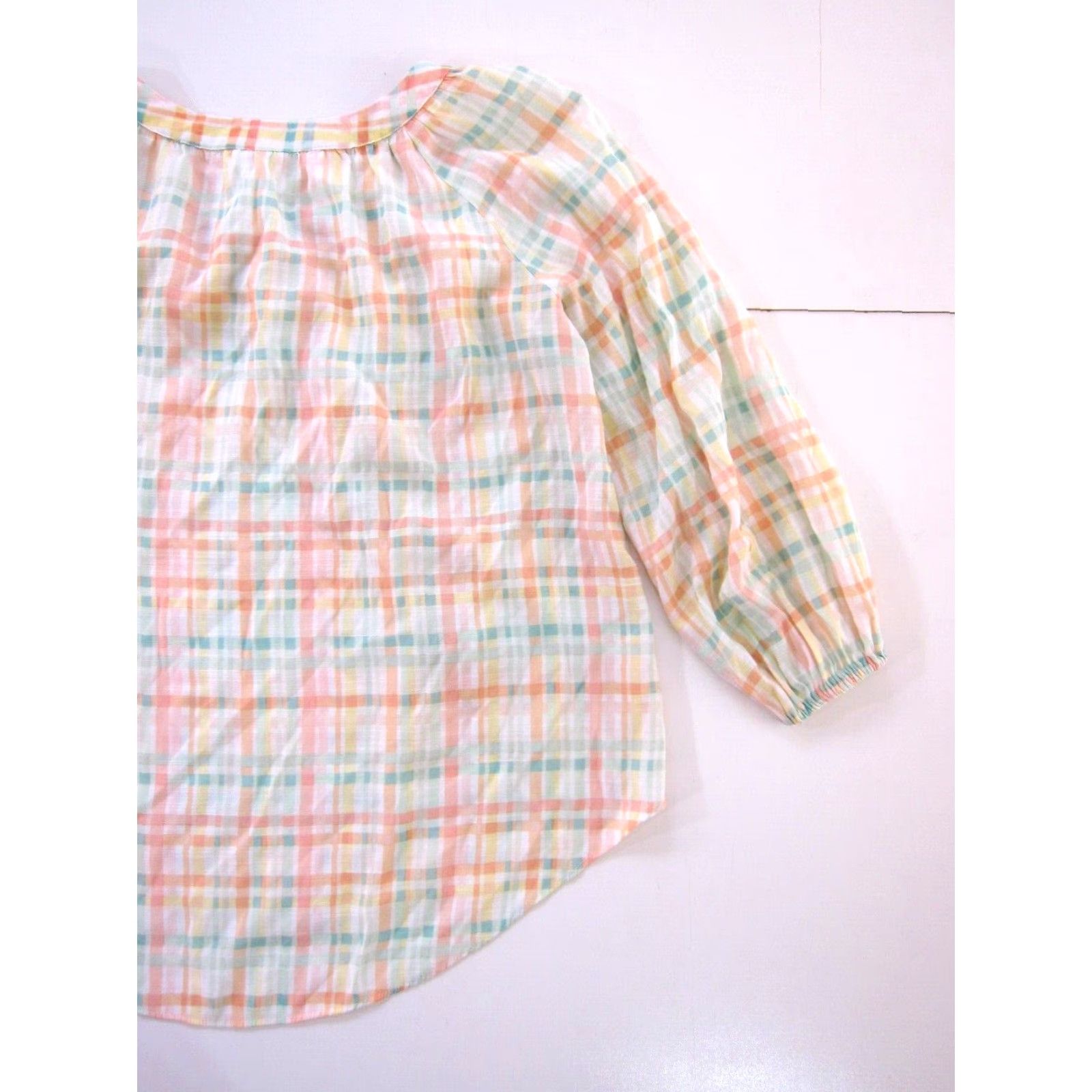 Lauren Conrad Lauren Conrad Plaid Blouse 3/4 Sleeve Tunic Green S Womens V-Neck White Pink Size S / US 4 / IT 40 - 6 Thumbnail
