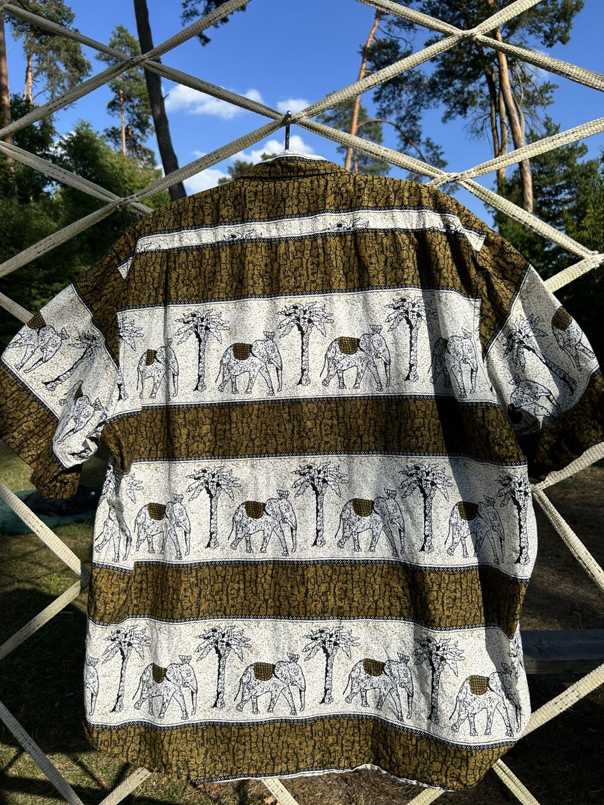Other Festival Shirt Unique Abstract Pattern Design Size XL / XXL Size US XXL / EU 58 / 5 - 4 Thumbnail