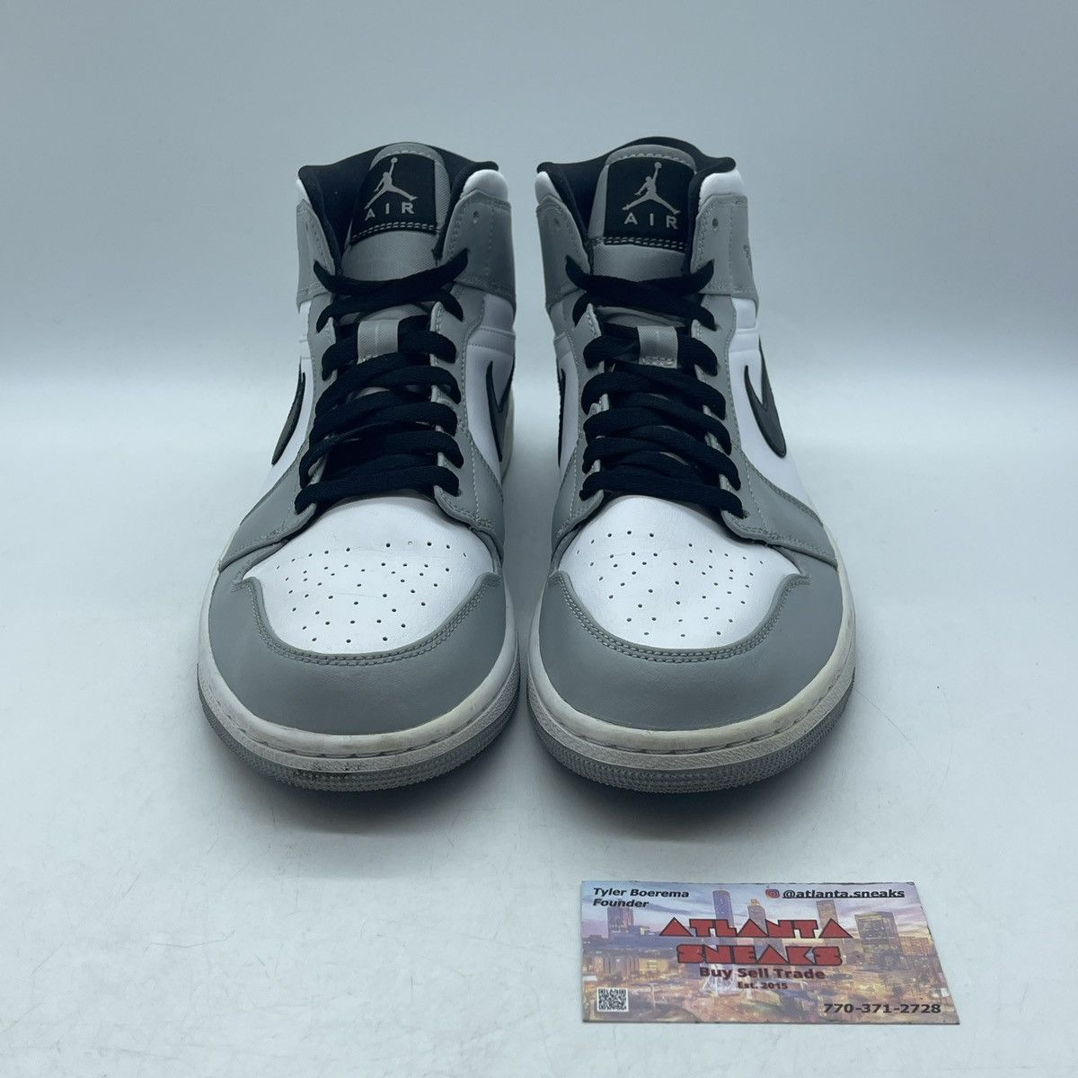 Jordan Brand Air Jordan 1 mid smoke grey Size US 9.5 / EU 42-43 - 2 Thumbnail