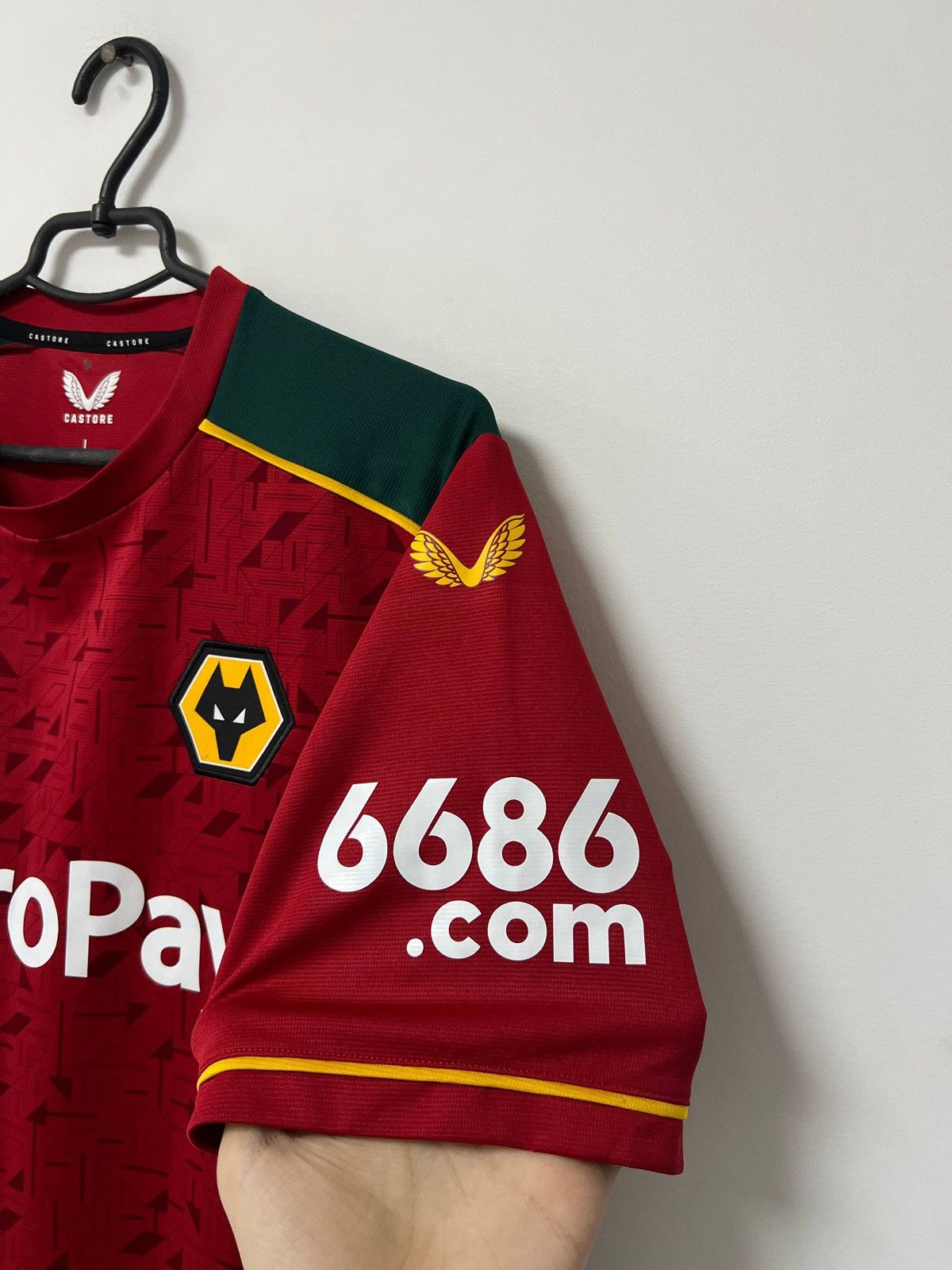 Castore Vintage Wolverhampton Wanderers 2023/2024 Football Shirt L Size US L / EU 52-54 / 3 - 8 Thumbnail