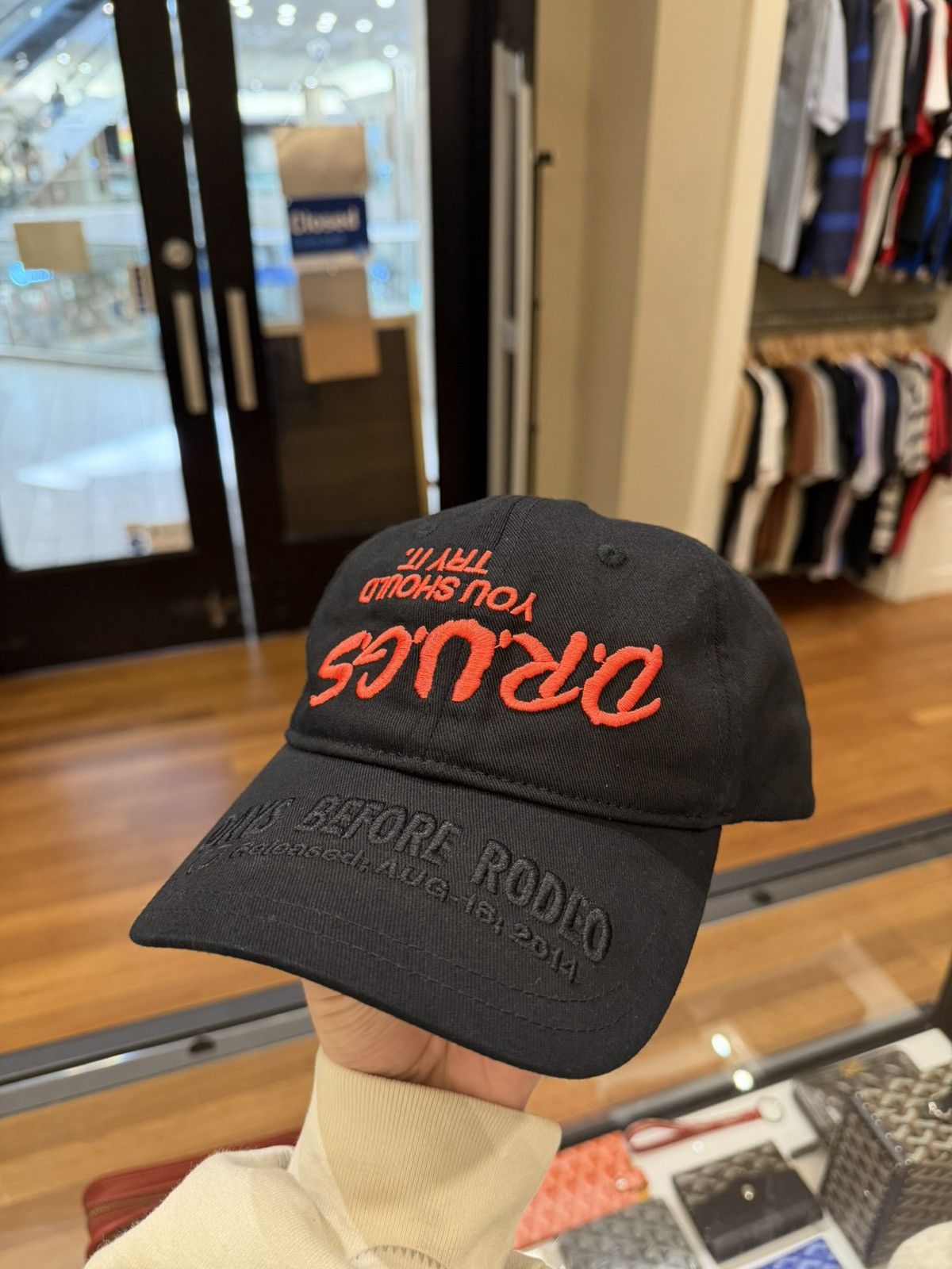 Travis Scott Travis Scott ‘Days Before Rodeo’ DRUGS Hat Size ONE SIZE - 1 Thumbnail