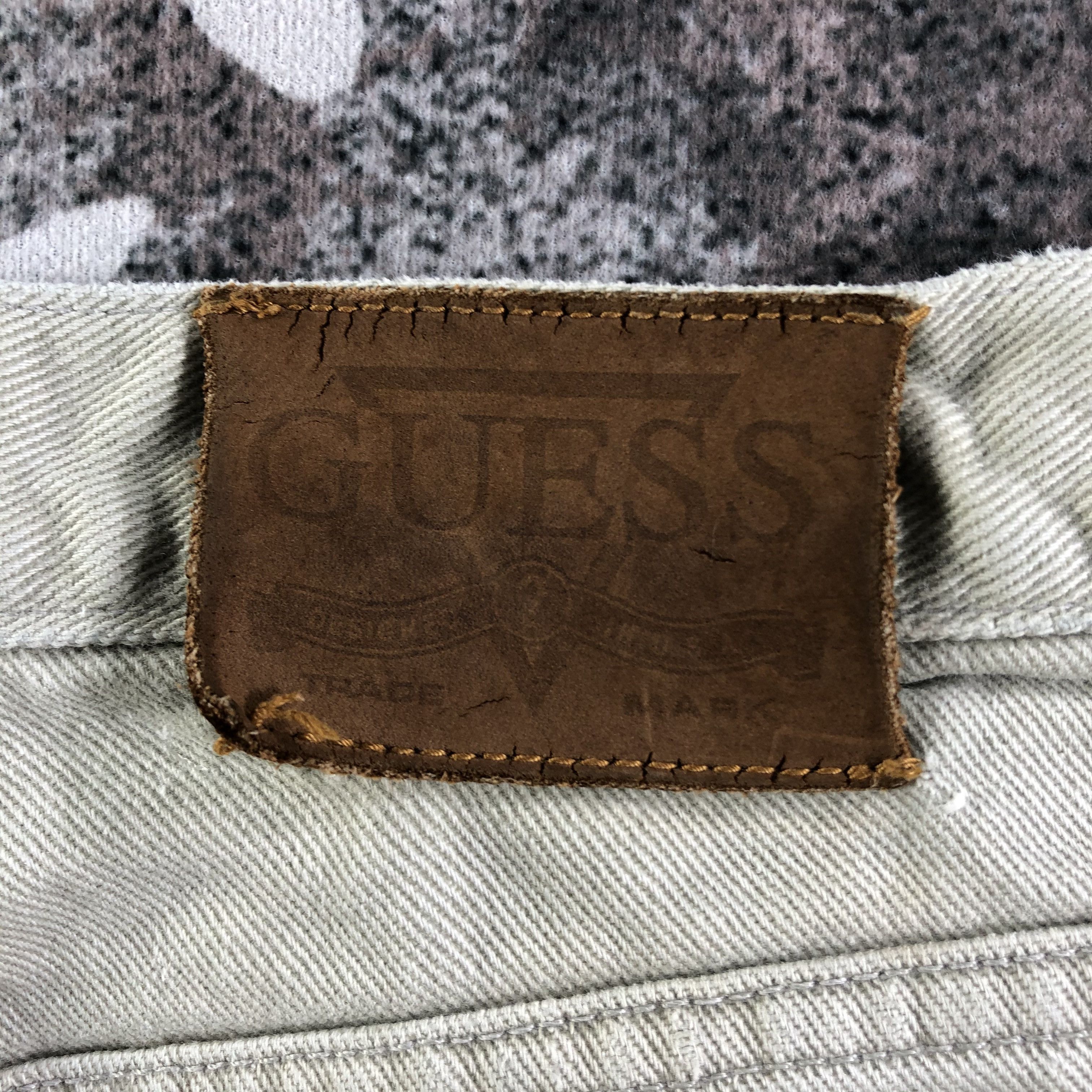 Guess Vintage Guess Jeans Distressed Denim KJ2345 Size US 32 / EU 48 - 5 Thumbnail