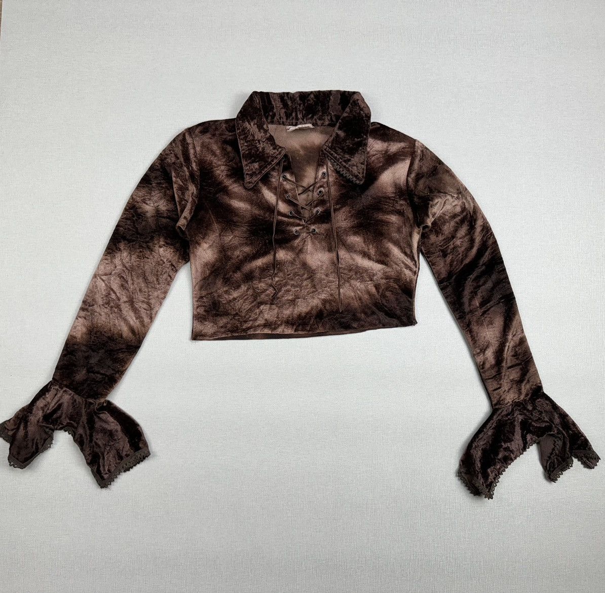 Japanese Brand Women’s Vintage crazy World cropped Top Rave Style Y2K Size M / US 6-8 / IT 42-44 - 2 Thumbnail