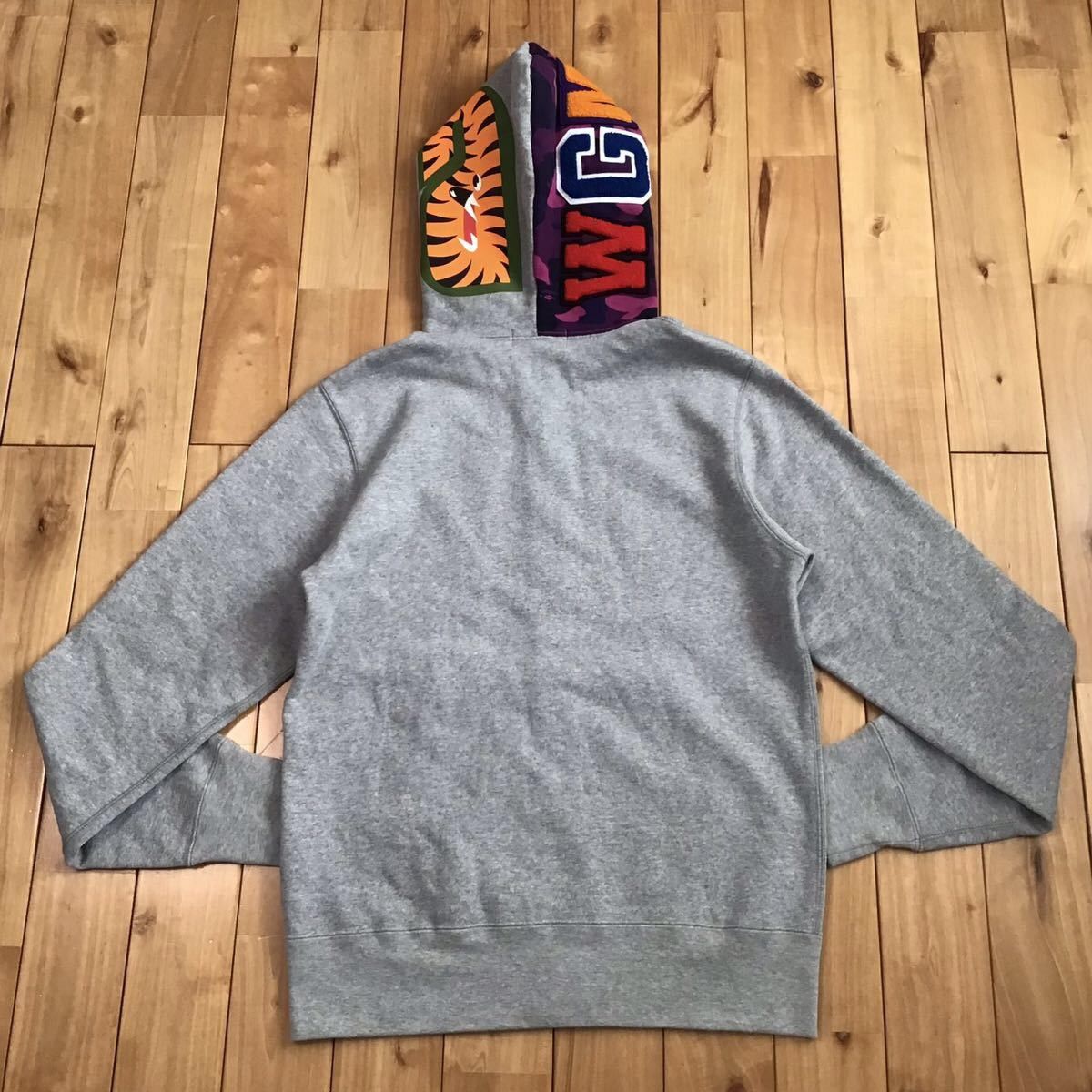 Bape BAPE Purple x gray shark full zip hoodie a bathing ape Size US M / EU 48-50 / 2 - 2 Thumbnail