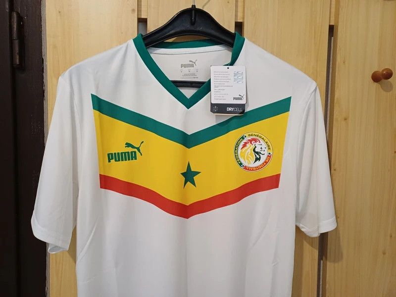 Puma Senegal national team shirt - PUMA (2022, new, with tags) Size US M / EU 48-50 / 2 - 2 Thumbnail