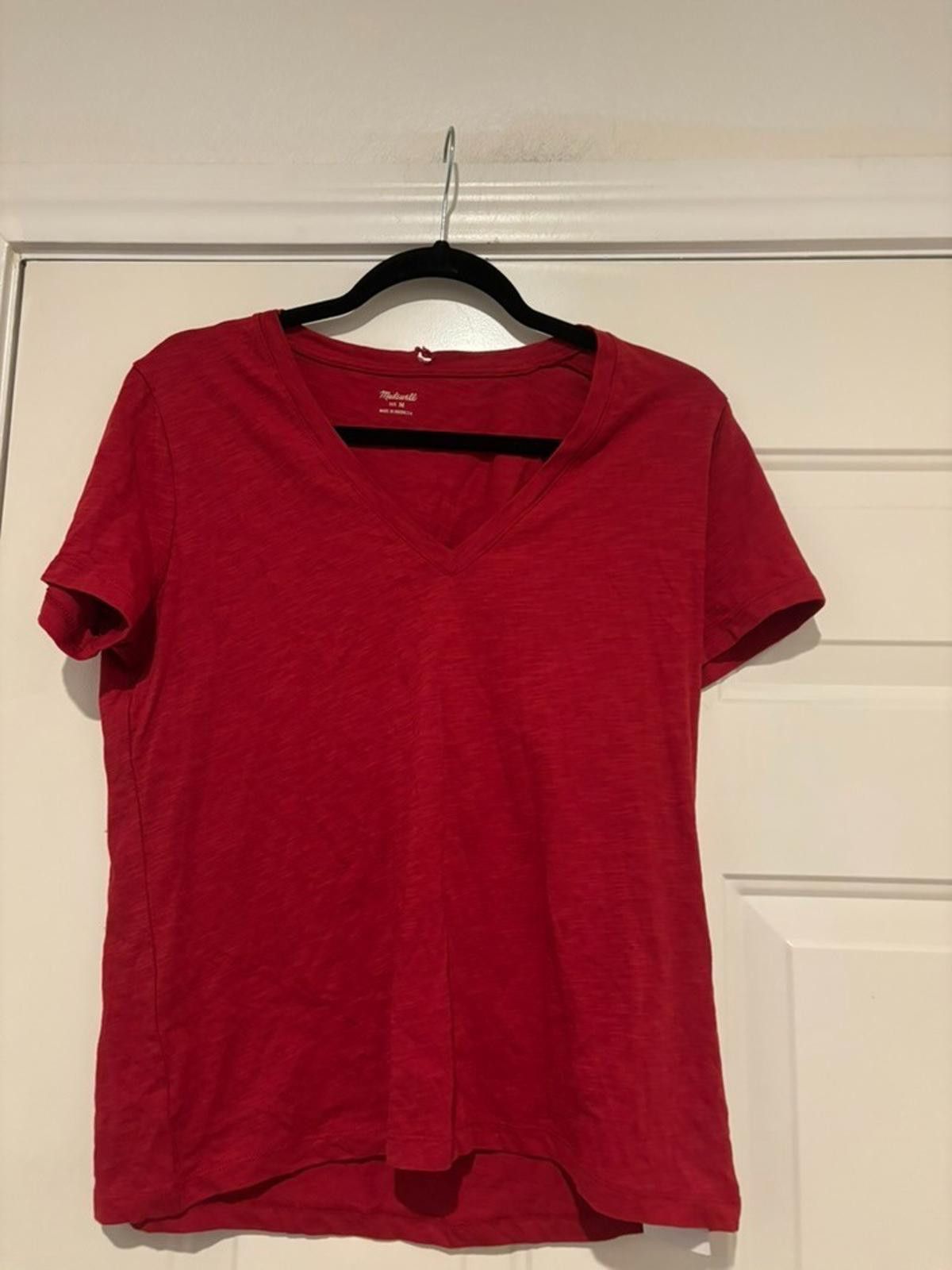 7115 by Szeki sz M new w/ tags Madewell V neck t shirt SM HOLE NECK #569 Size M / US 6-8 / IT 42-44 - 1 Thumbnail
