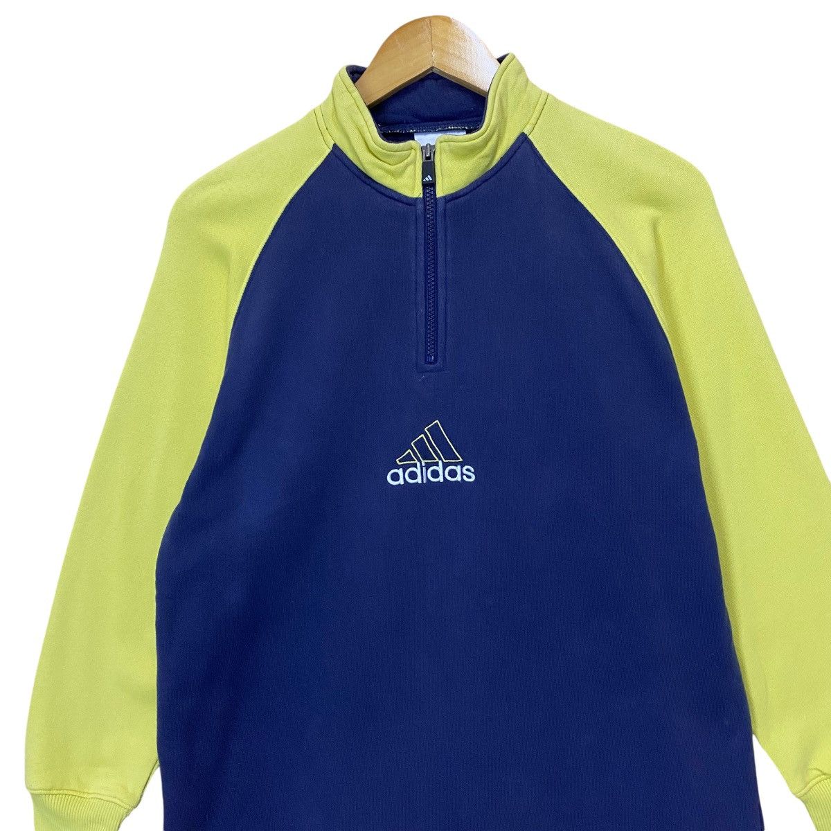 Adidas × Vintage Vintage Adidas Halfzip Sweatshirt Size Small Size US S / EU 44-46 / 1 - 7 Thumbnail