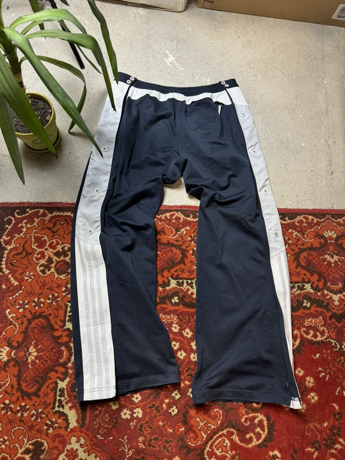 Adidas × Vintage Vintage Y2K Adidas Stripe Logo Baggy Track Pants Size US 34 / EU 50 - 10 Thumbnail