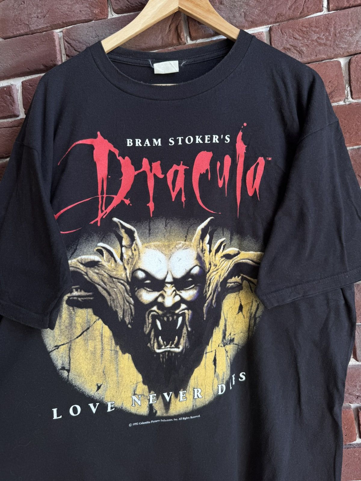 Vintage Vintage 1992 Bram Stokers Dracula Love Never Dies Horror Tee Size US XL / EU 56 / 4 - 2 Thumbnail
