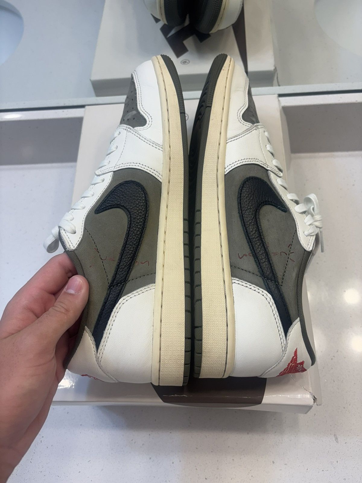 Jordan Brand × Travis Scott Travis Scott Jordan one low medium olive size 11.5 Size US 11.5 / EU 44-45 - 5 Thumbnail