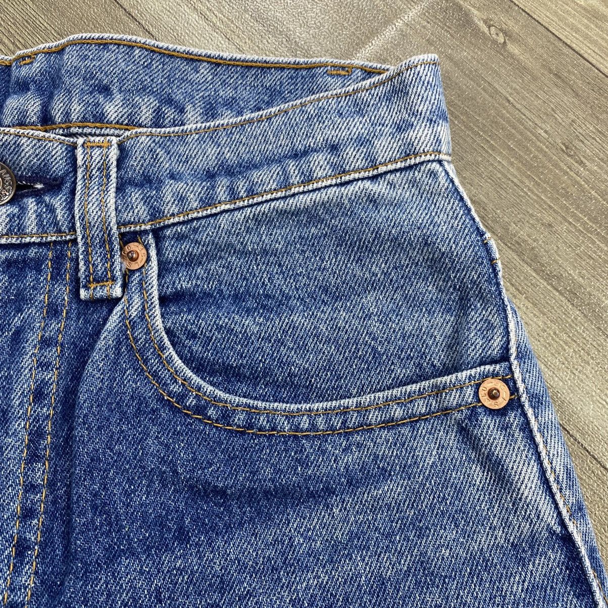 Levi's Vintage Clothing 1990s Vintage Levis 505 USA 28x34 Faded Blue Jeans Size US 28 / EU 44 - 6 Thumbnail