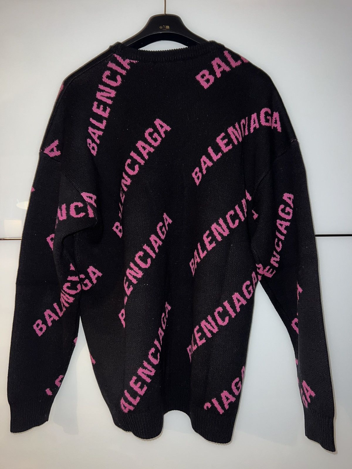 Balenciaga Balenciaga All Over Logo Sweatshirt Size US L / EU 52-54 / 3 - 4 Thumbnail