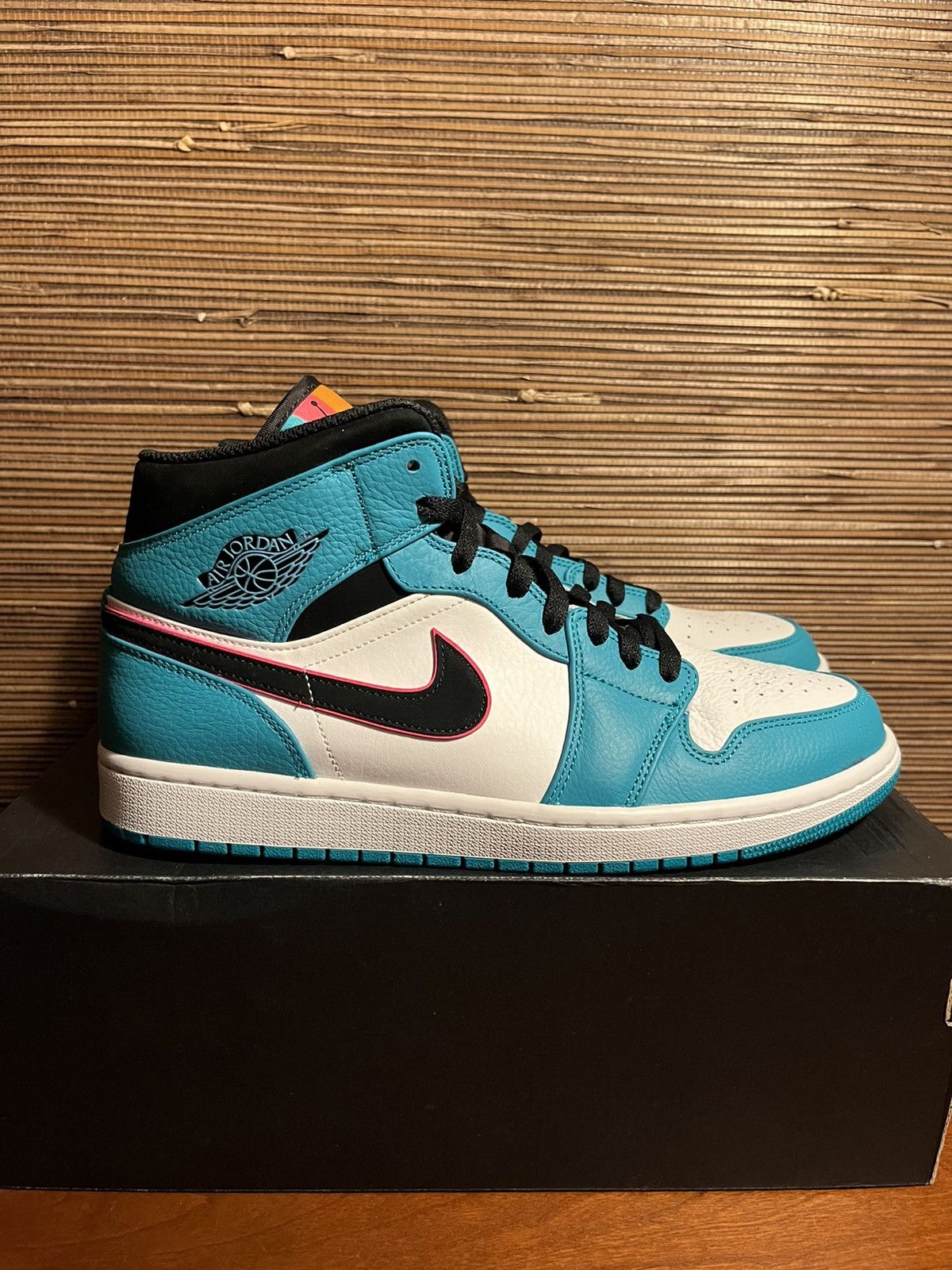 image of Jordan Brand 1 Mid Se South Beach Shoes in Blue Green, Men's (Size 11)
