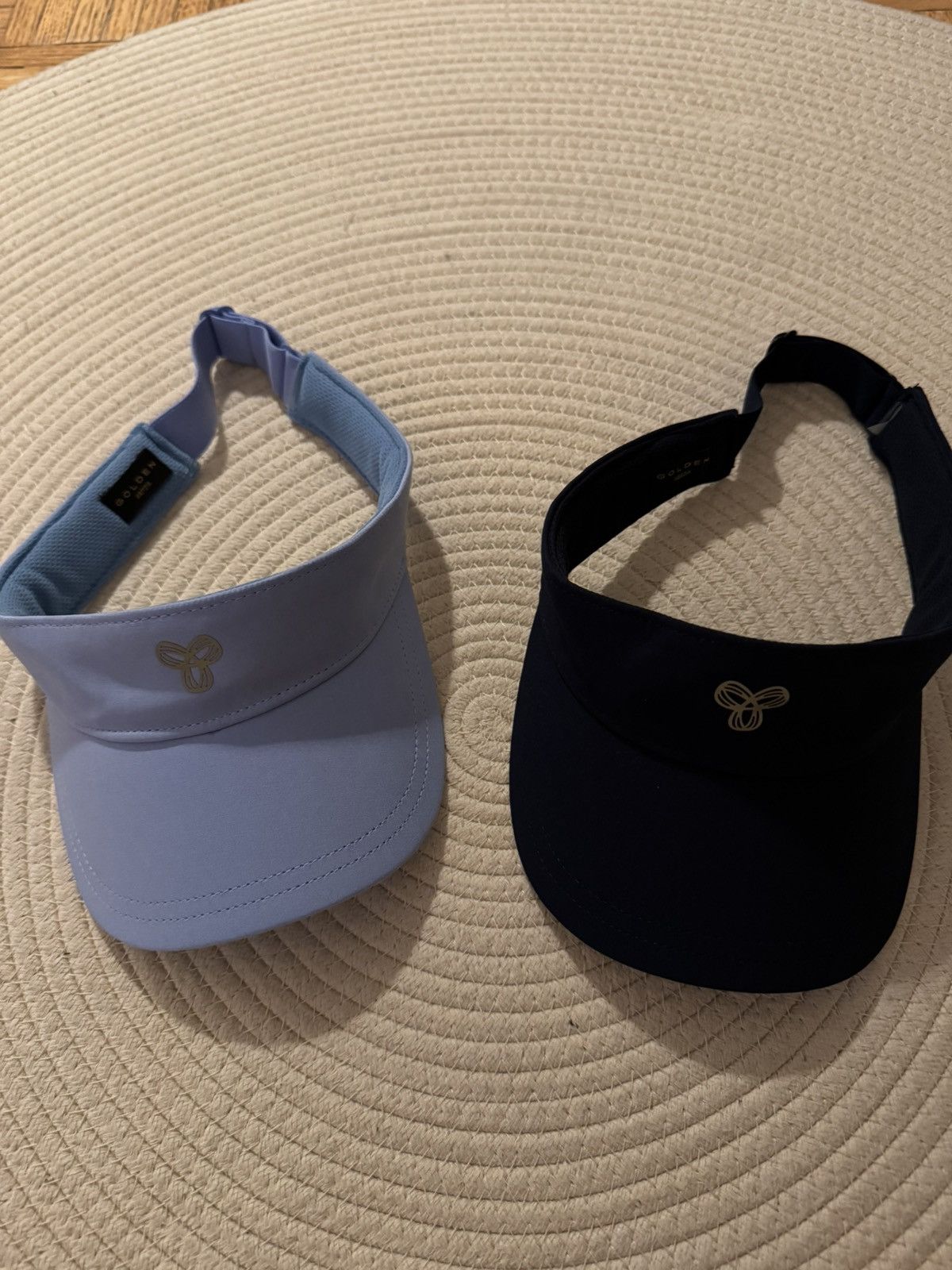 Aritzia Aritzia Babaton Golden MoveTech™ Legend Visor set of 2 Size ONE SIZE - 2 Thumbnail