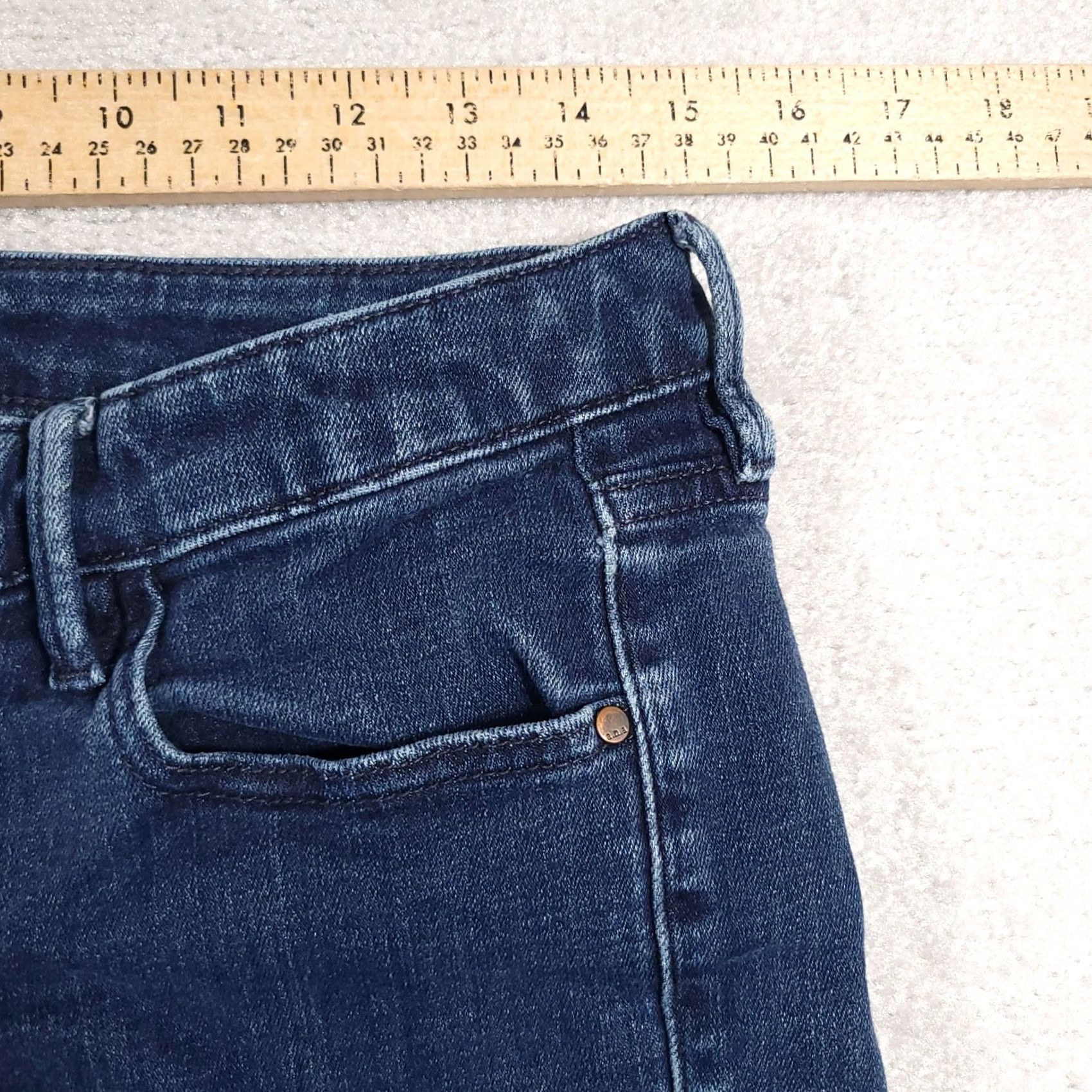Denime a.n.a Jeans Skinny Leg Stretch Denim Low Rise 29 Women's Jeans Slim 5-Pocket Blue Moderate Wash Size 29" - 5 Thumbnail