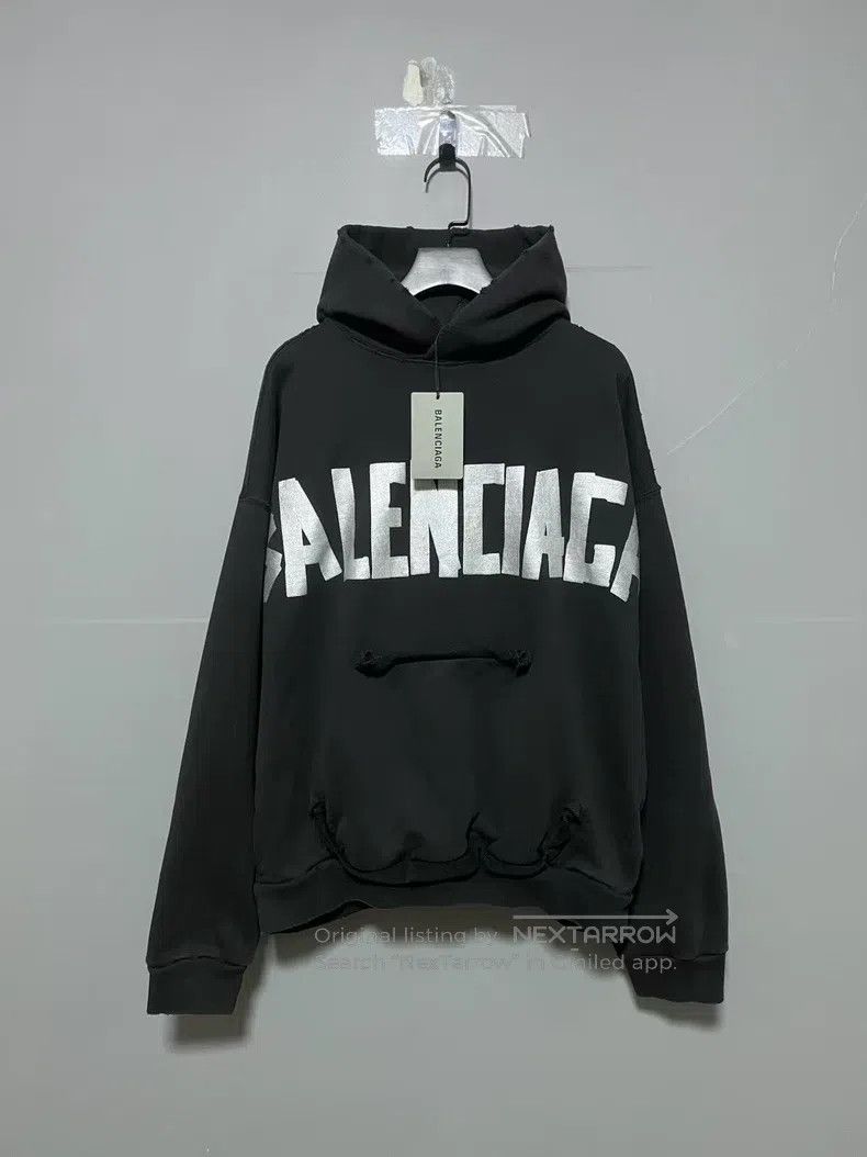 Balenciaga Balenciaga Tape logo hooded sweatshirt, size XS Size US XS / EU 42 / 0 - 1 Thumbnail