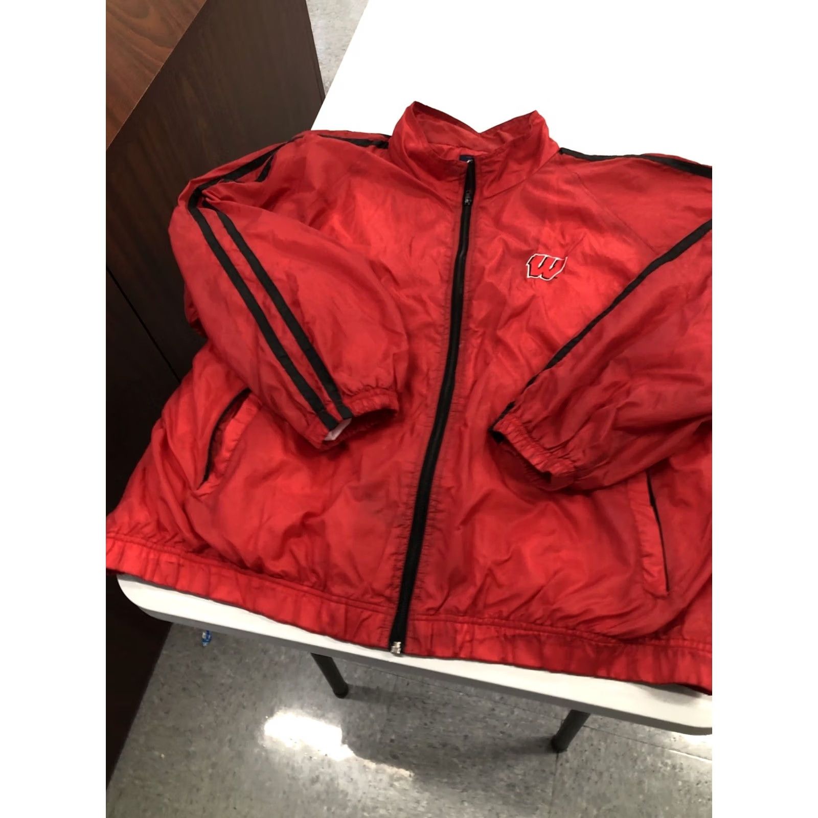 Pro Player VINTAGE Pro-player WISCONSIN BADGERS XL RED LIGHT LINED ZIP JACKET WINDBREAKER Size US XL / EU 56 / 4 - 4 Thumbnail