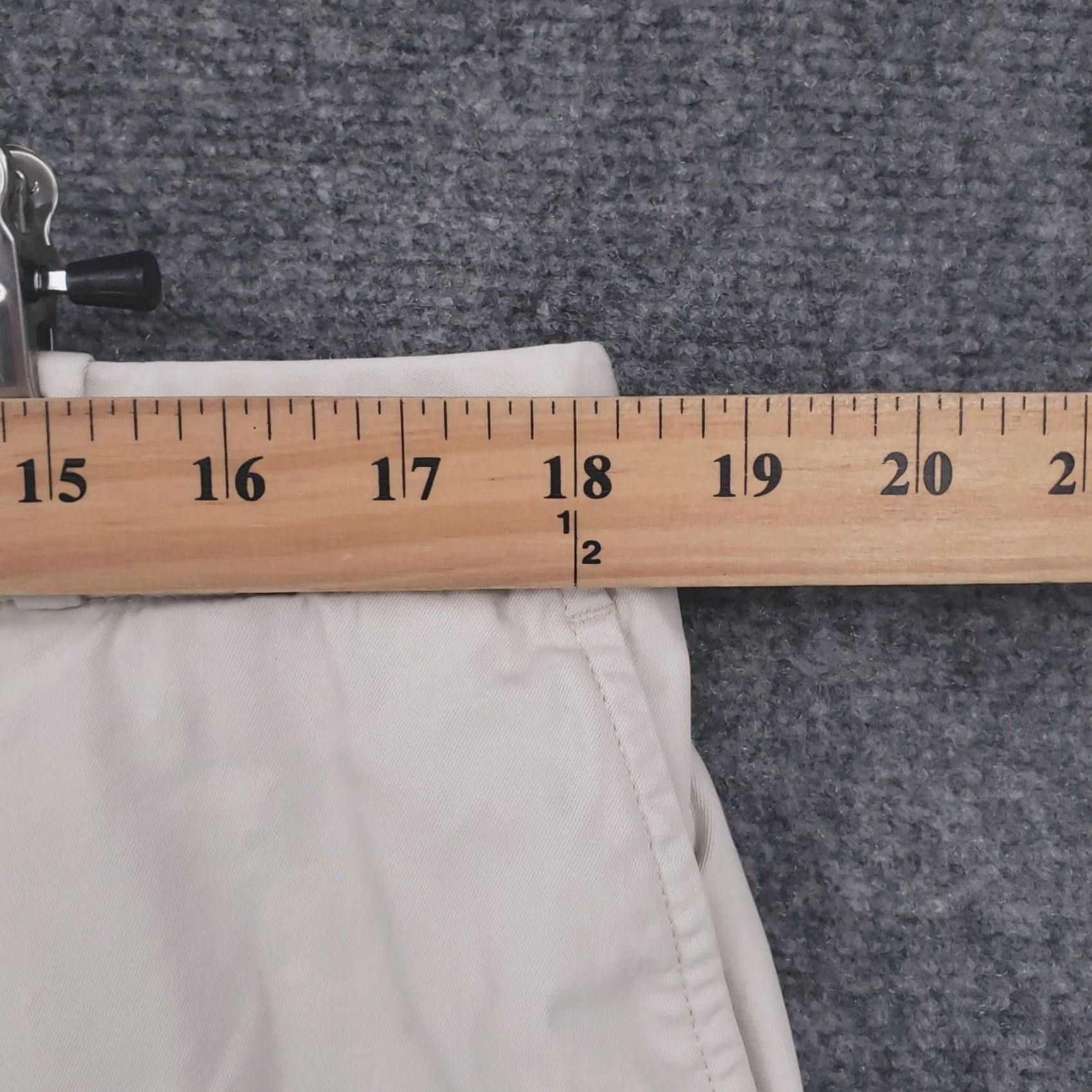 Talbots Talbots Shorts Womens 16 Beige High Rise Chino Flat Front Zip Fly Casual Preppy Size 38" / US 16 / IT 52 - 3 Thumbnail