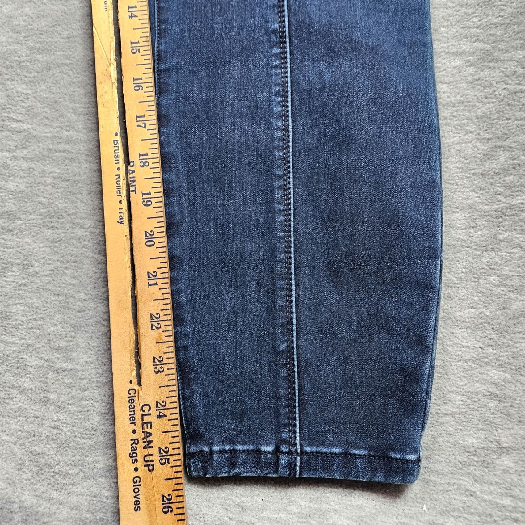 Bebe bebe Jumpsuit Denim V-Neck Half Zip Sleeveless Size 10 Blue Women's Vintage: No? Size L / US 10 / IT 46 - 6 Thumbnail