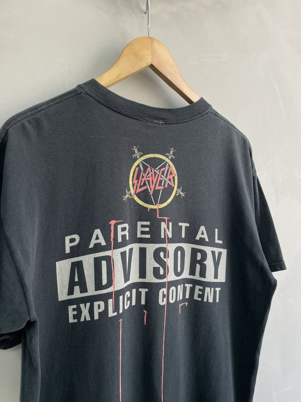 Slayer Vintage 90s liquid blue overprint Slayer t shirt Size US L / EU 52-54 / 3 - 5 Thumbnail
