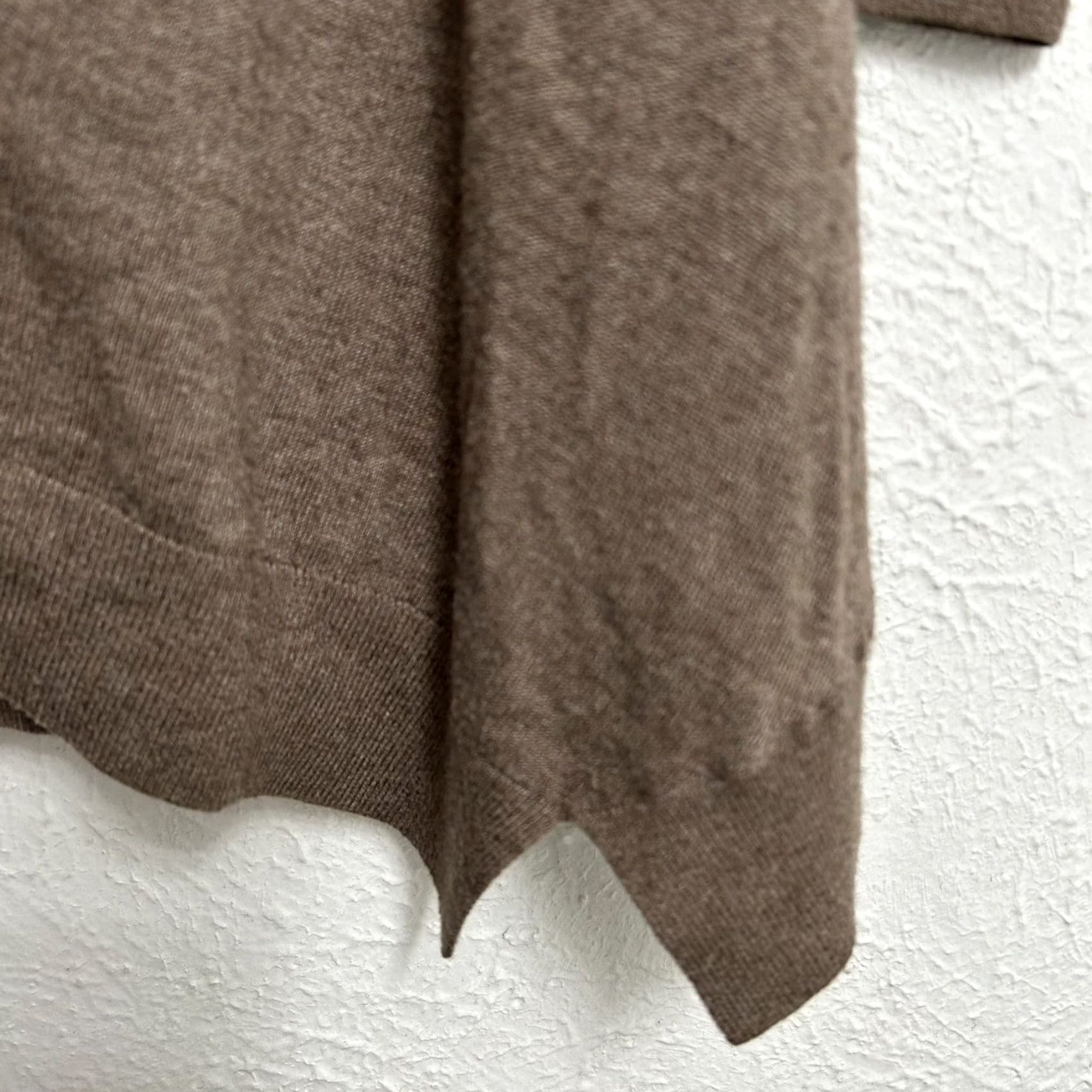 Vince Vince Womens Basic Knit Lightweight Brown Sweater Top V-Neck Split Hem Small Size S / US 4 / IT 40 - 3 Thumbnail