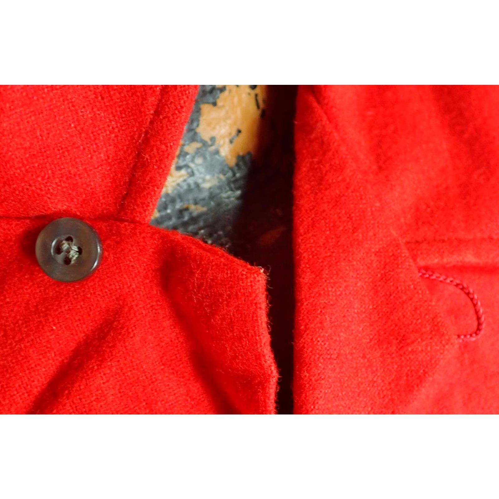 Pendleton Pendleton Vintage Loop Collar Shirt Men's Large Solid Red 100% Virgin Wool USA Classic Mad Man Fashion Size US L / EU 52-54 / 3 - 3 Thumbnail
