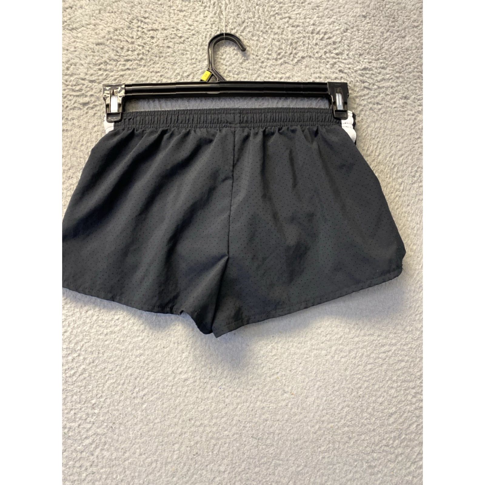 Nike VINTAGE Nike Women's Athletic Pants Shorts M Black Cropped Running Gym Training Bodybuilding Womens Size 32" / US 10 / IT 46 - 4 Thumbnail