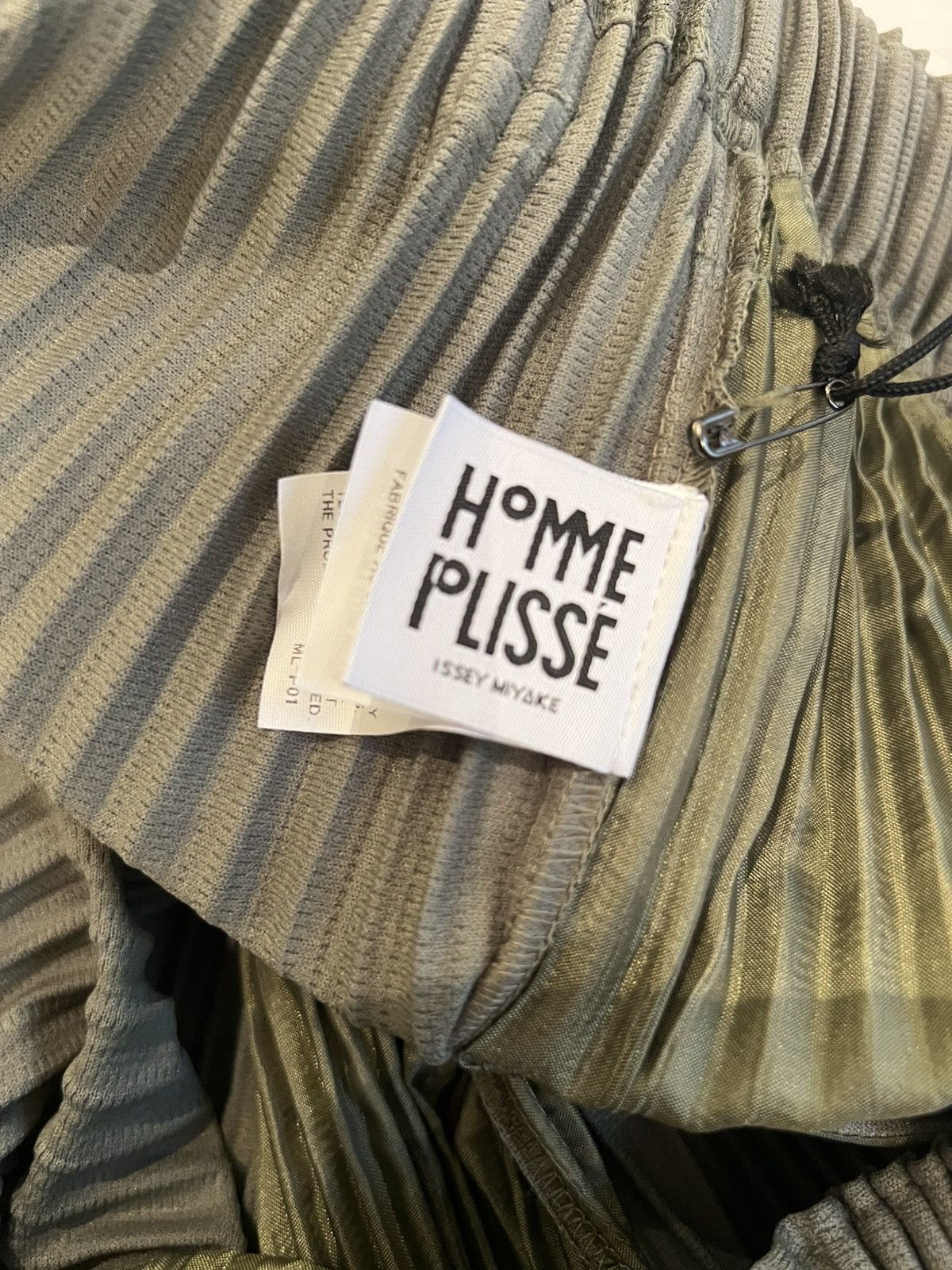 Pleats Please Issey Miyake HOMME PLISSÉ ISSEY MIYAKE Trousers Green Size 2 Medium Size US 32 / EU 48 - 8 Thumbnail