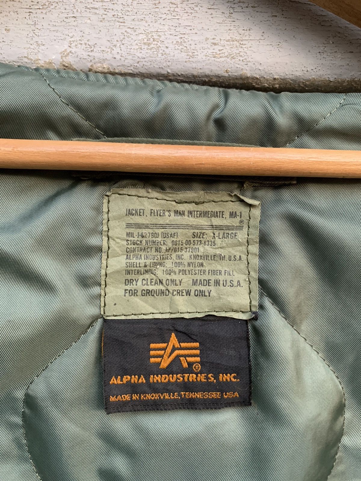Alpha Industries VINTAGE ALPHA INDUSTRIES MA1 MAN INTERMEDIATE BOMBER JACKET Size US L / EU 52-54 / 3 - 12 Thumbnail