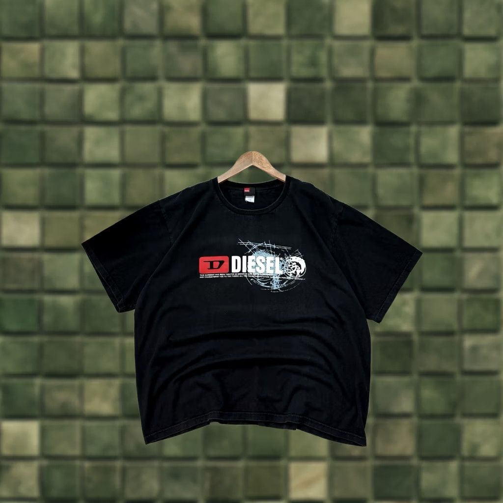 Diesel VINTAGE Diesel T-Shirt Men’s Black Logo Distressed 90s Streetwear XXL Black Logo Diesel Vintage Y2k Shirt Mens Graphic Print Short Sleeve Regular Size US XXL / EU 58 / 5 - 1 Thumbnail