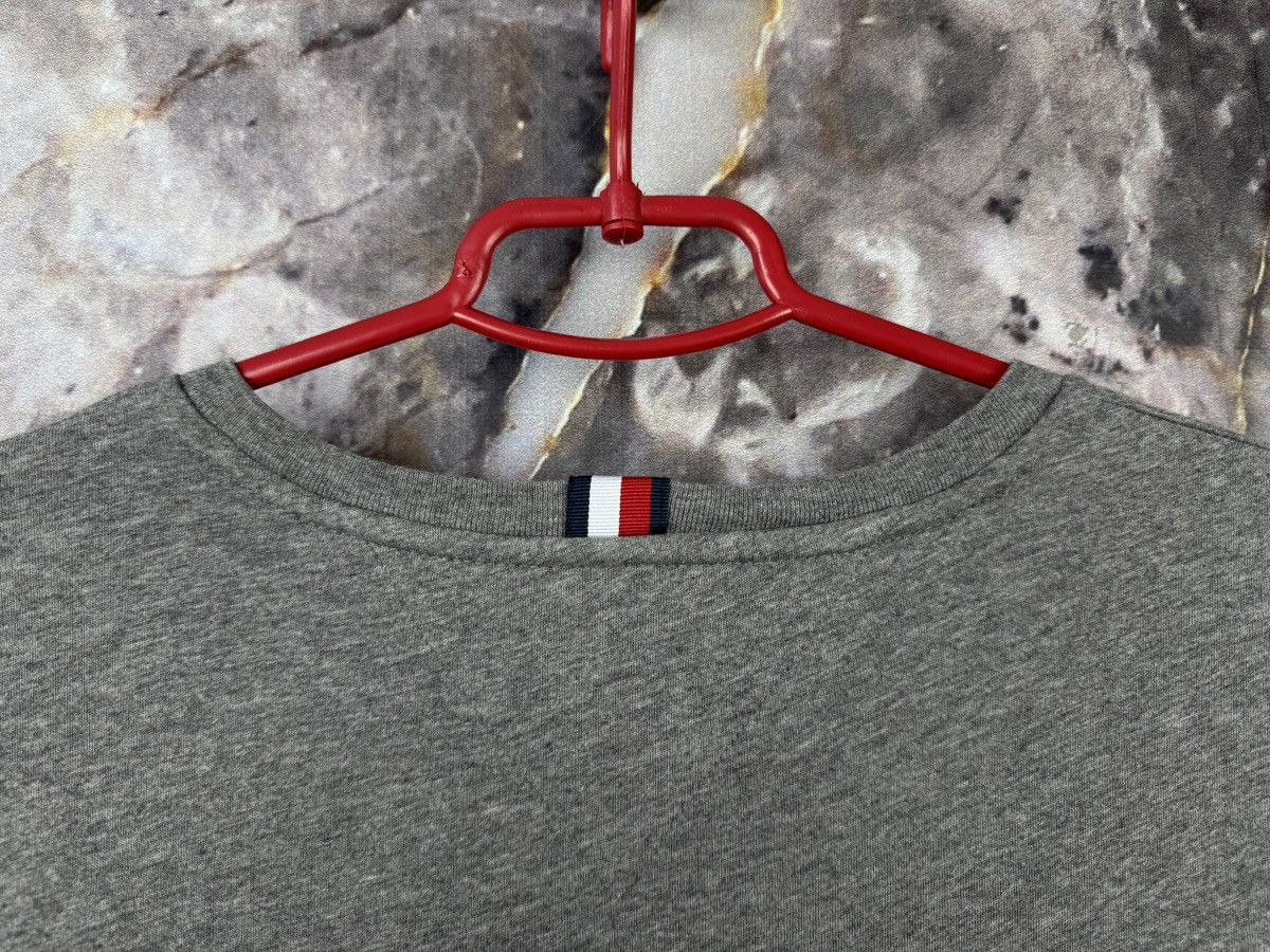 Tommy Hilfiger Men’s Tommy Hilfiger T-Shirt Gray Streetwear Size Medium Size US M / EU 48-50 / 2 - 11 Thumbnail