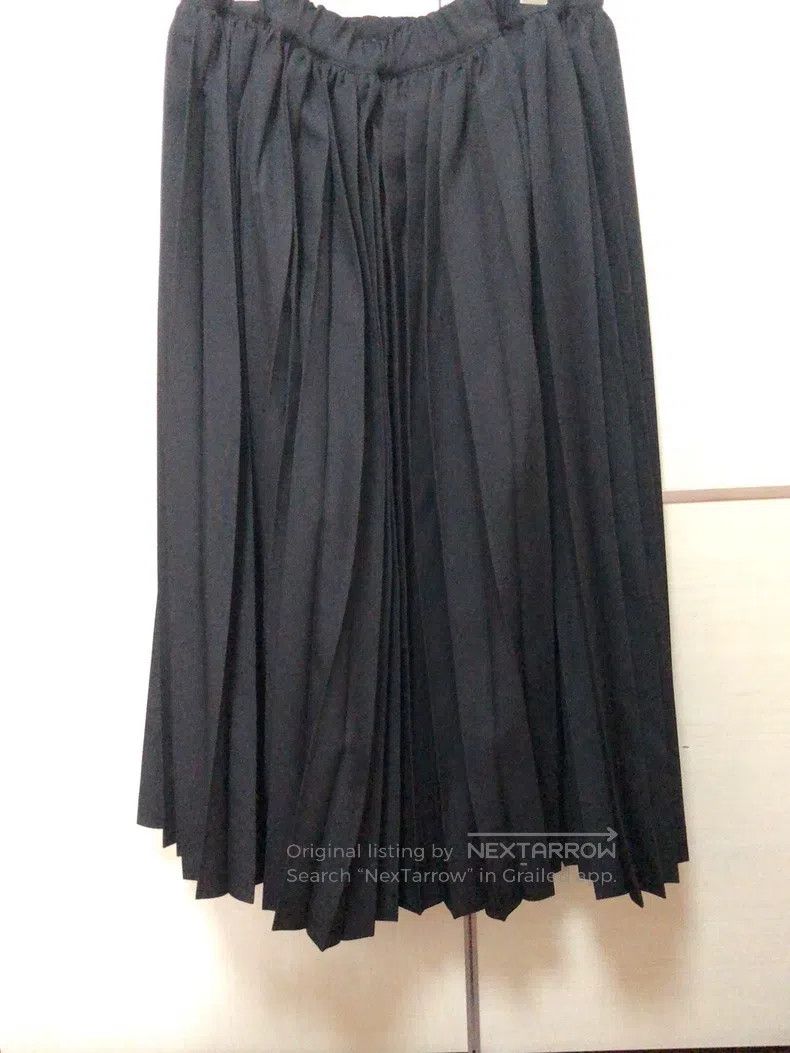 Comme des Garcons Comme Des Garcons size S Black accordion pleated skirt Size 23" - 1 Thumbnail