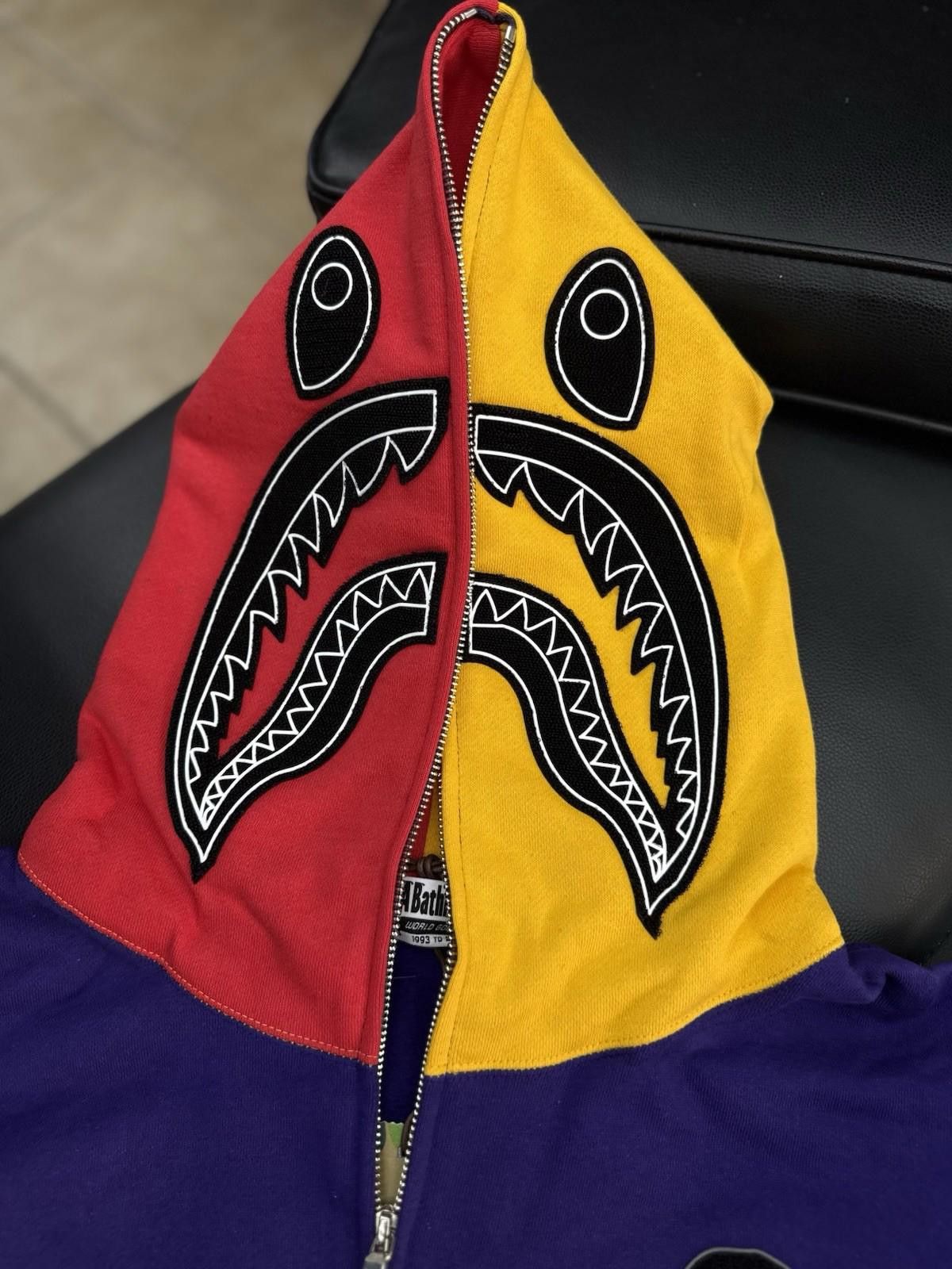 Bape Size XL BAPE Full Zip Hoodie A Bathing Ape NEW Patches Size US XL / EU 56 / 4 - 8 Thumbnail