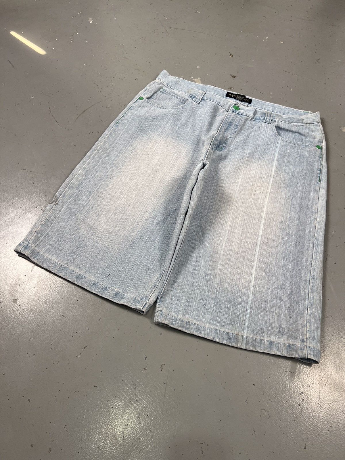 Vintage Vintage raw blue crazy patterns printed denim jort Size US 40 / EU 56 - 3 Thumbnail