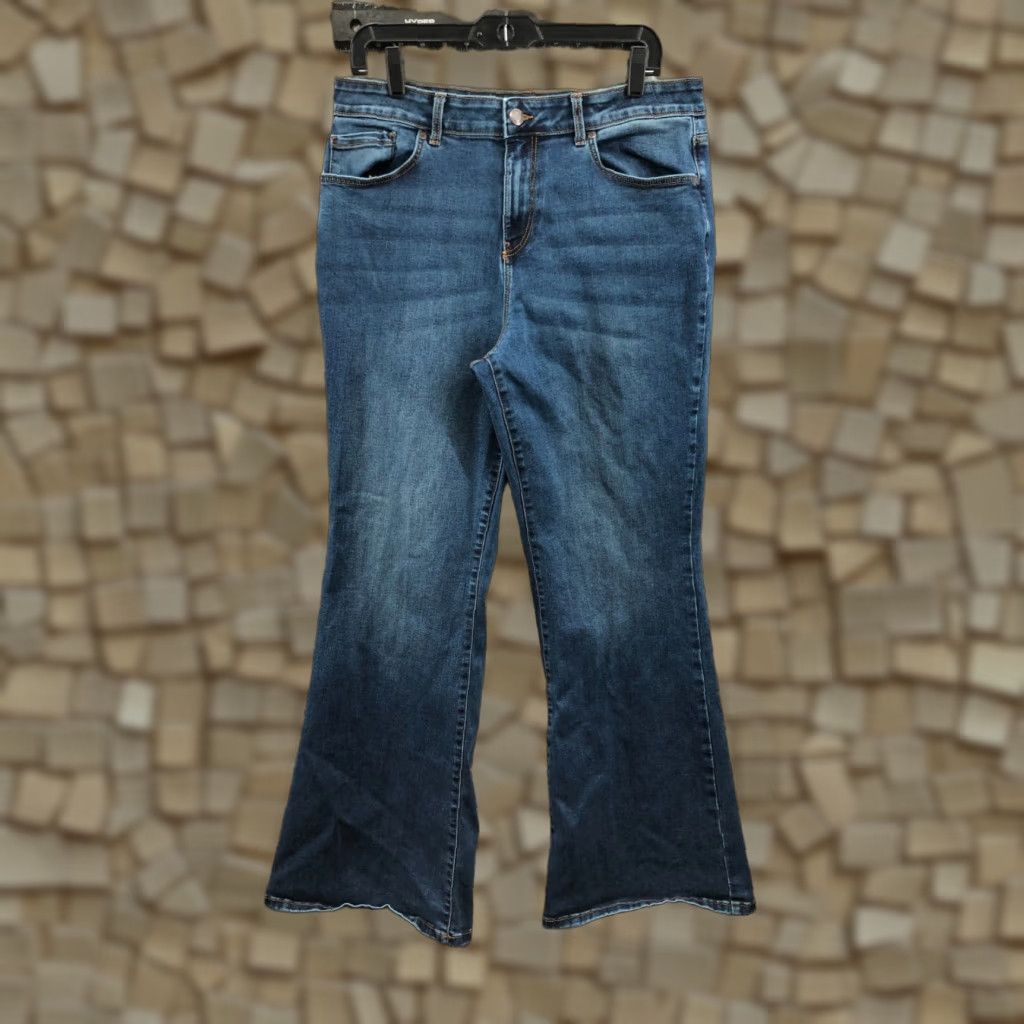 Vintage Falls Creek High Rise Flare Jeans Size 14 Womens Medium Wash Blue Size 36" / US 14 / IT 50 - 1 Thumbnail