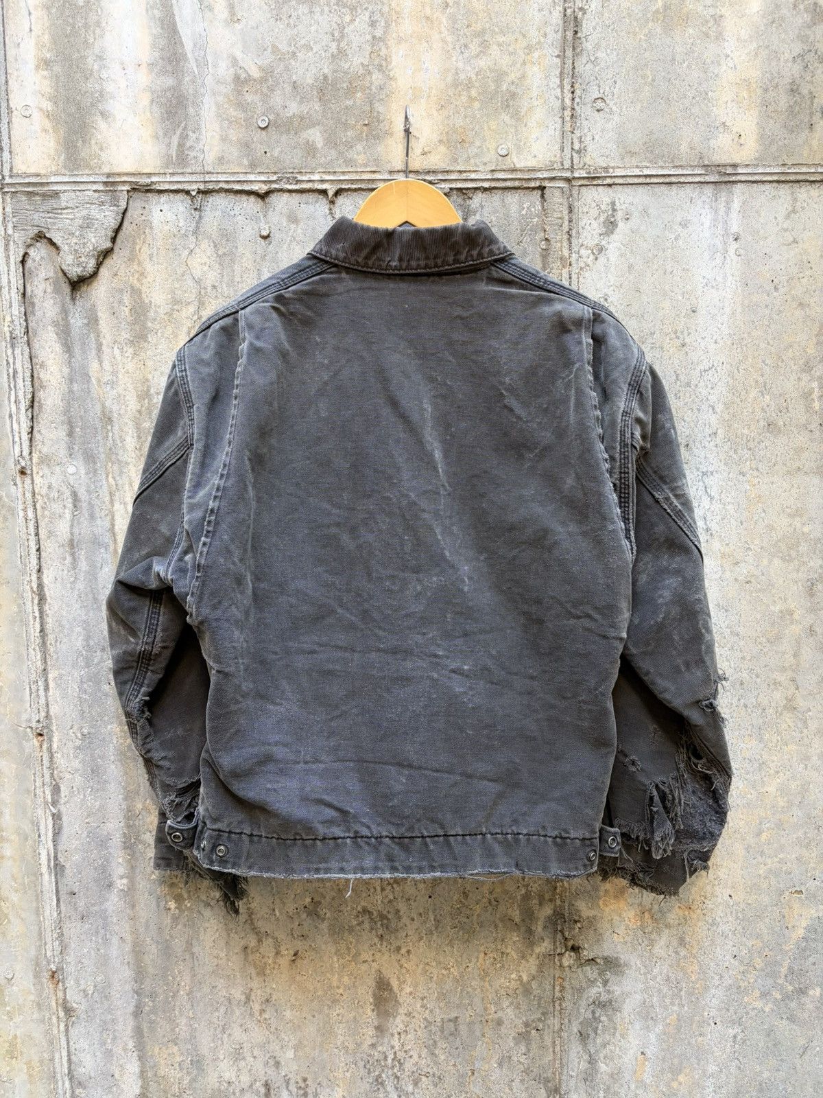 Carhartt Vintage Thrashed 1of1 Carhartt Detroit Jacket Erd Grunge Size US L / EU 52-54 / 3 - 8 Thumbnail