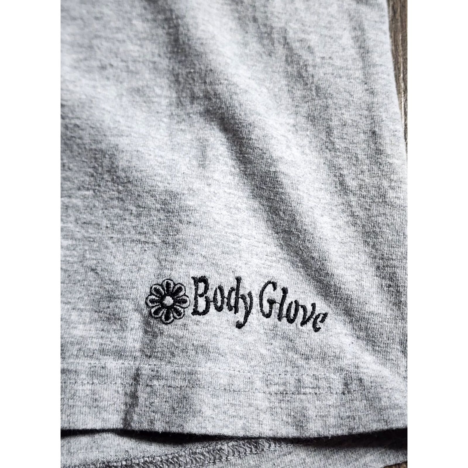 Body Glove VINTAGE Body Glove T-Shirt Gray V-Neck Short Sleeve Men L Cotton Blend Canada Surf Beach Tee Size US L / EU 52-54 / 3 - 5 Thumbnail