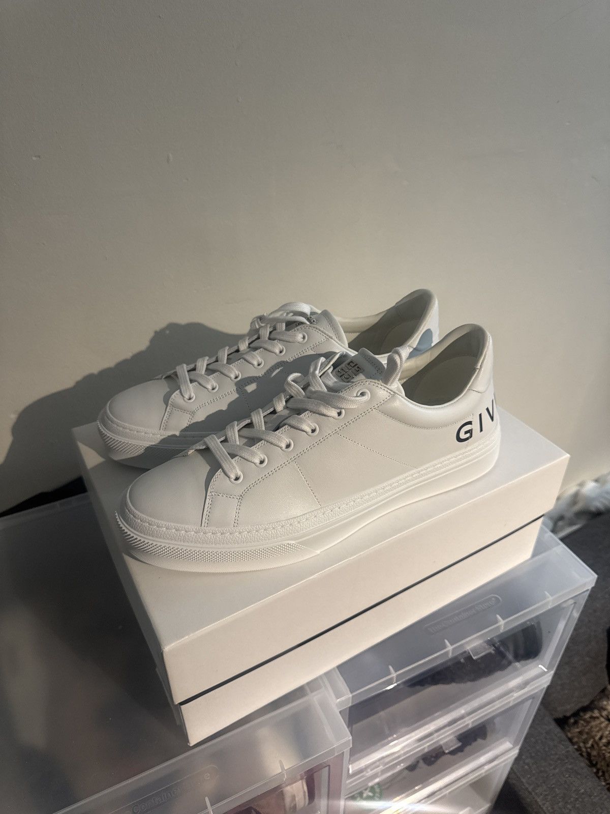 Givenchy Givenchy City Sport White Sneakers Size US 11 / EU 44 - 2 Thumbnail