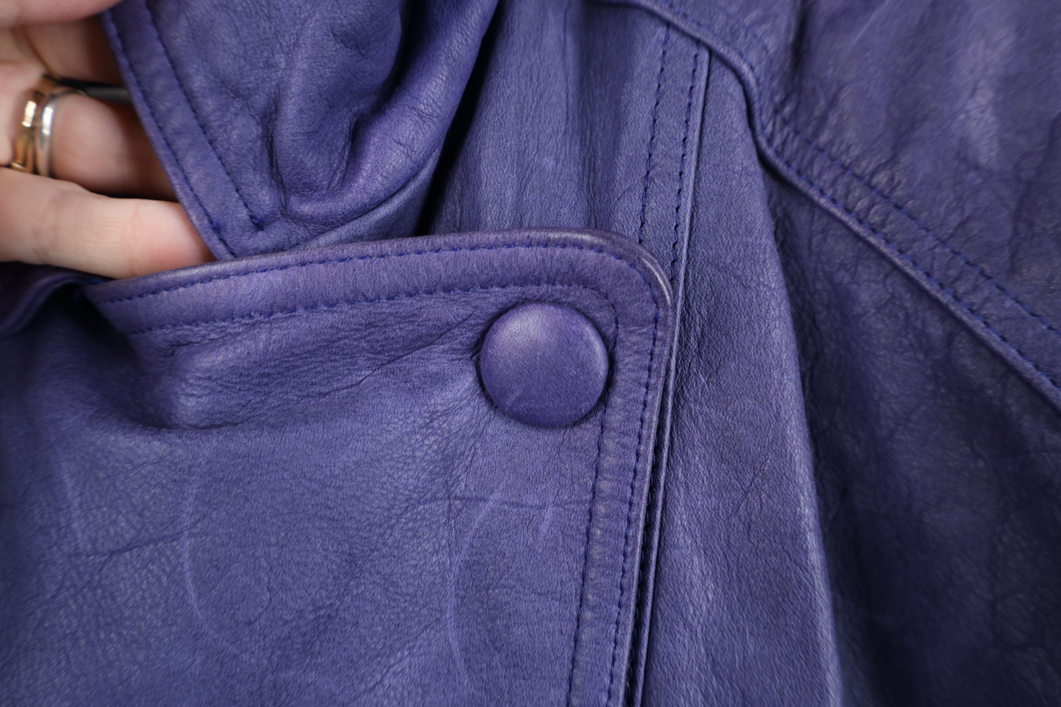 Vintage Vintage 90s Streetwear Belted Leather Bomber Jacket Purple Size M / US 6-8 / IT 42-44 - 9 Thumbnail