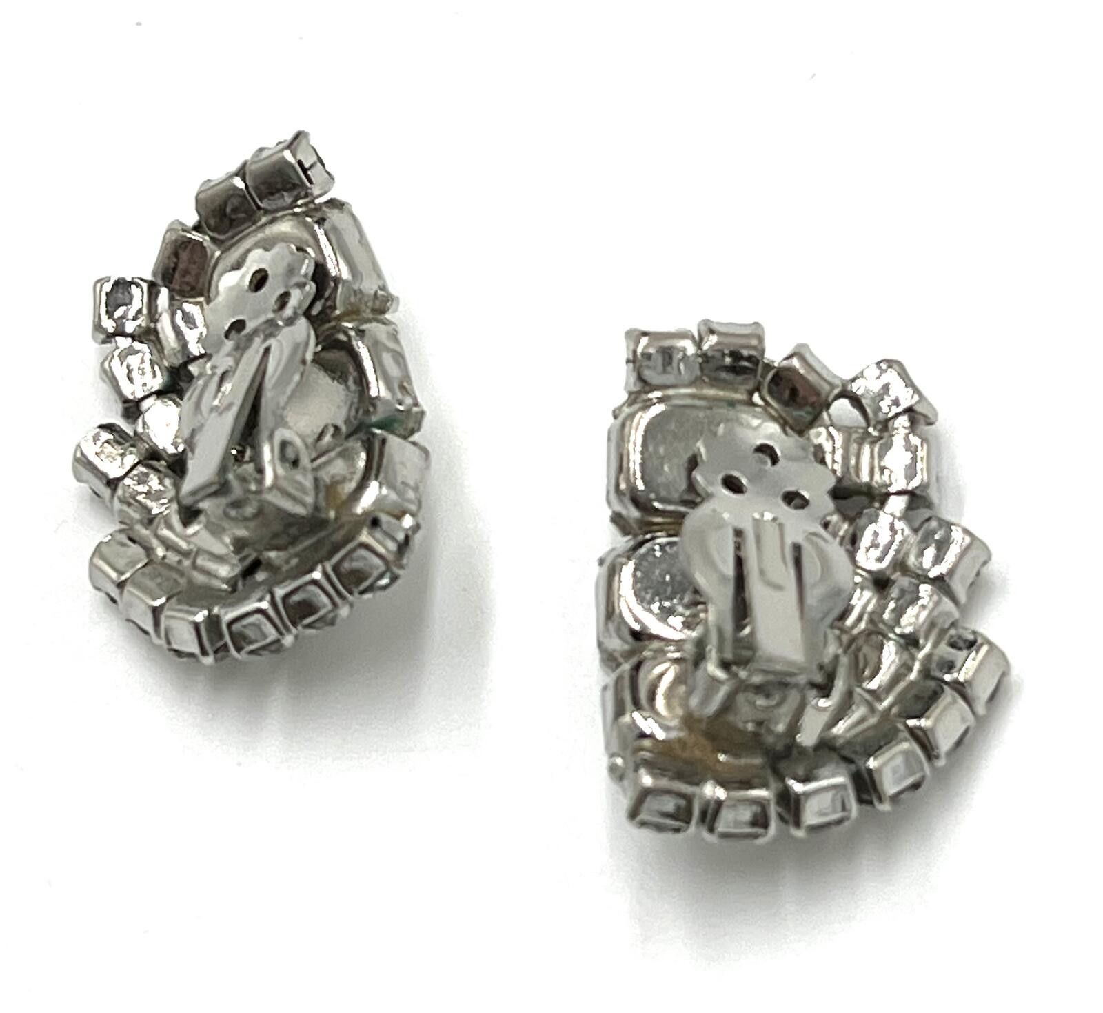 Other Silvertone Milk Glass Parure 4-pc Matched Jewelry Set Size ONE SIZE - 5 Thumbnail